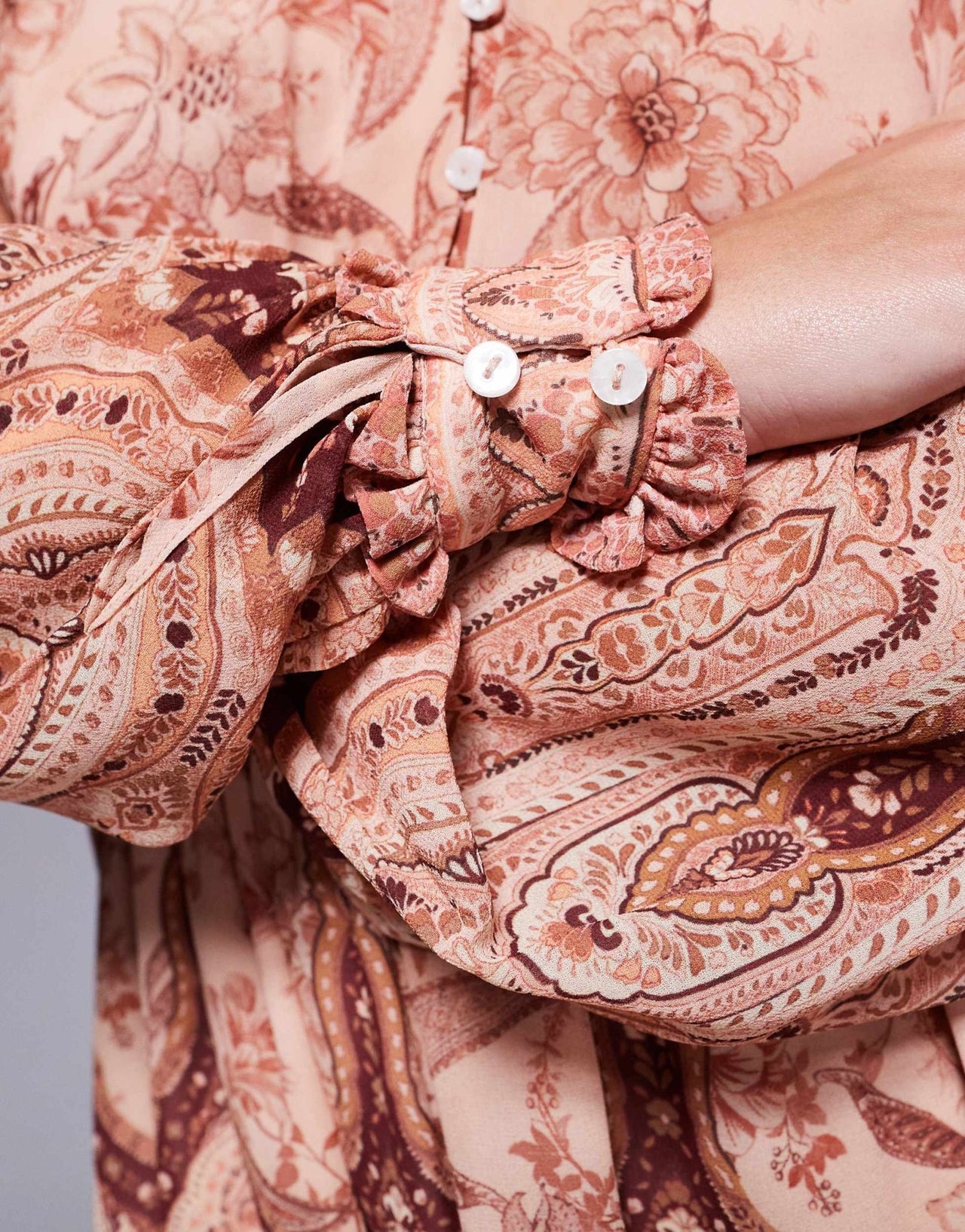Ever New Petite tiered mini dress in mixed floral - ASOS Sample Sale