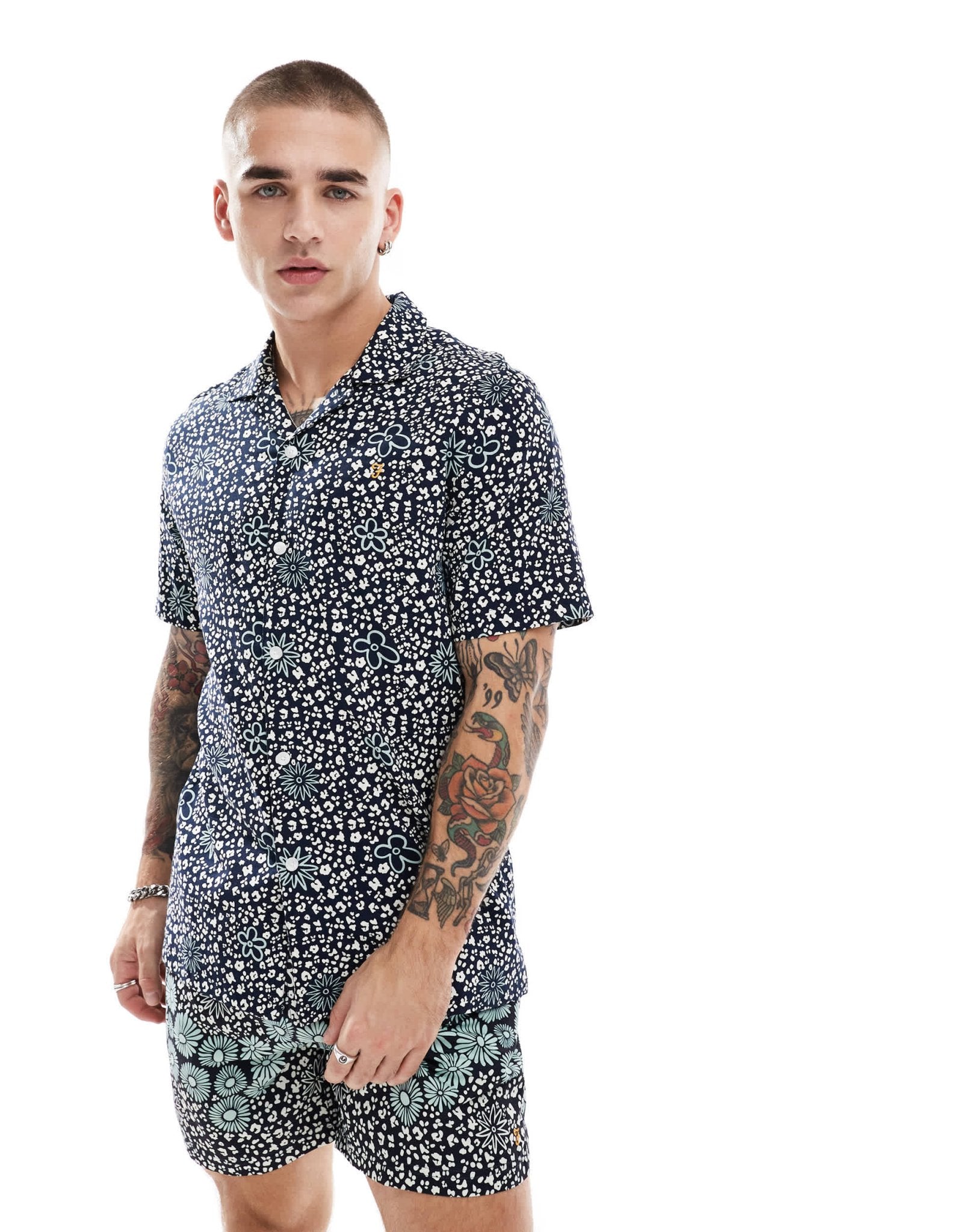 Farah landon co - ord short sleeve revere collared shirt in navy floral print - ASOS Sample Sale