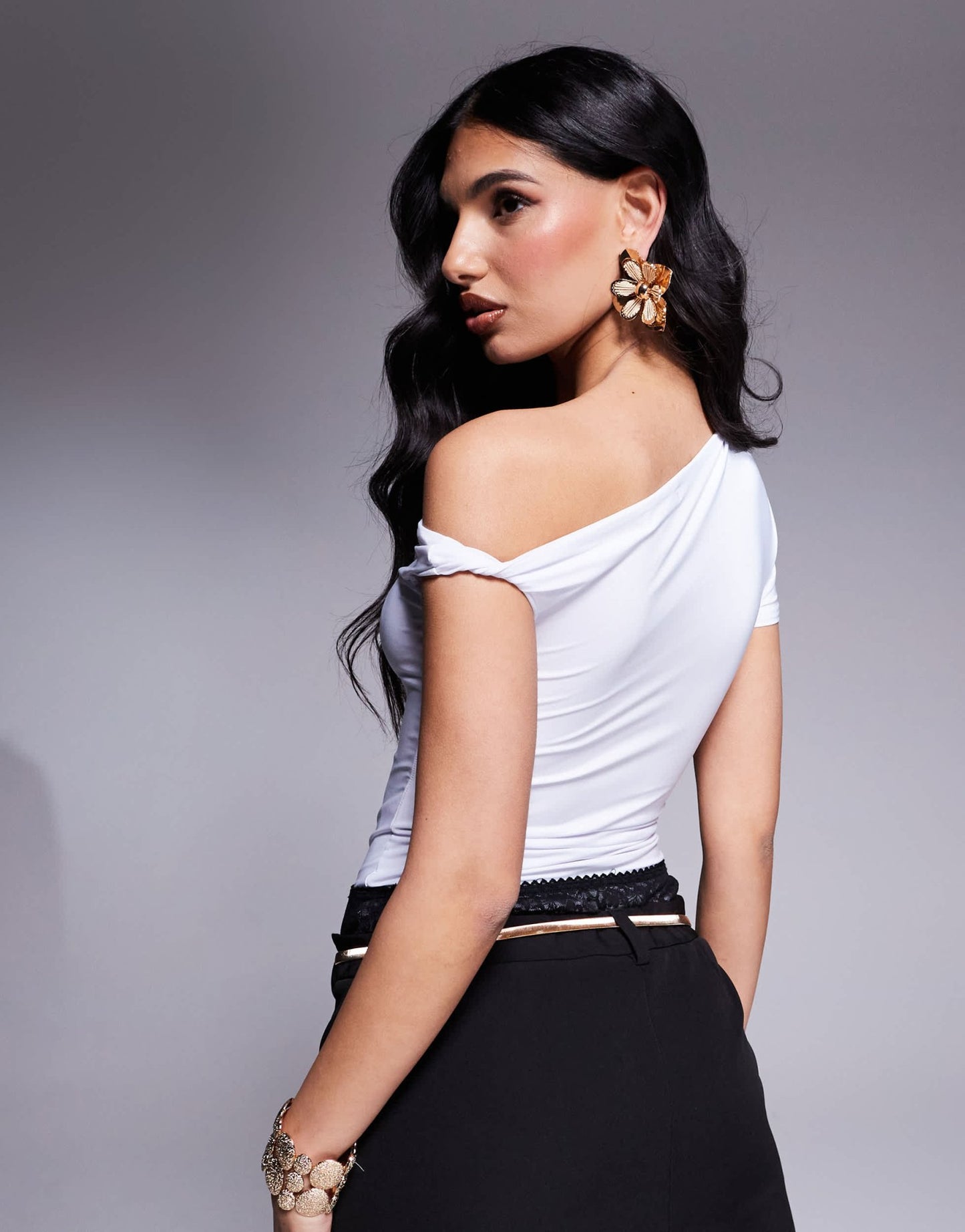 Fashionkilla double sculpted slinky asymmetric twist detail body in white - ASOS Sample Sale