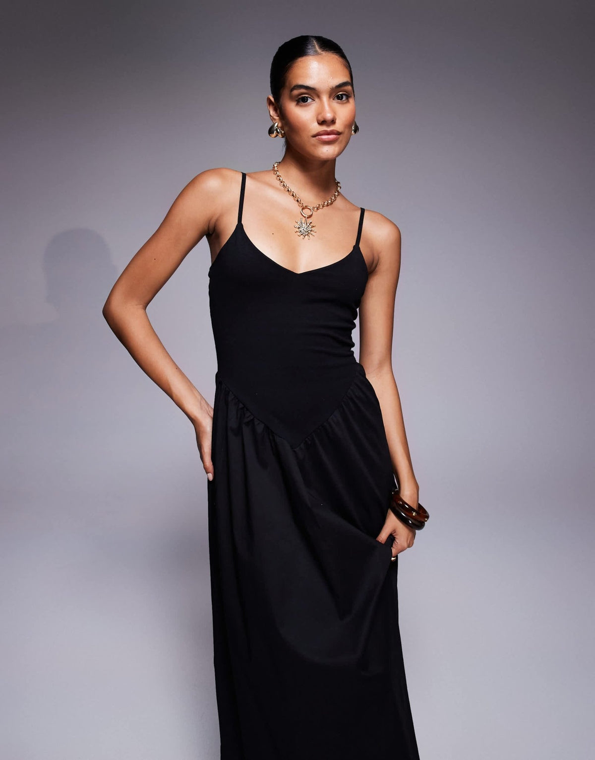Fashionkilla exclusive cotton & poplin mix v neck drop waist detail maxi dress in black - ASOS Sample Sale