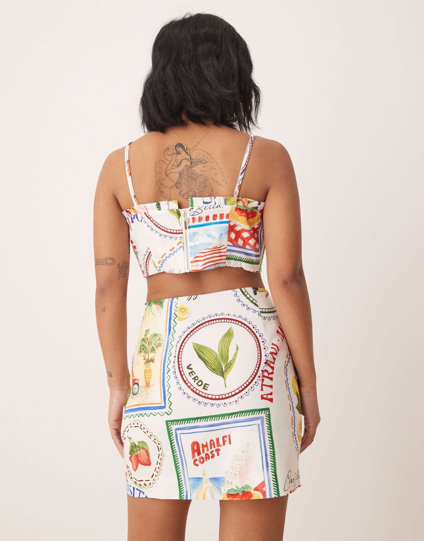 Forever New Petite mini skirt co - ord in postcard print - ASOS Sample Sale