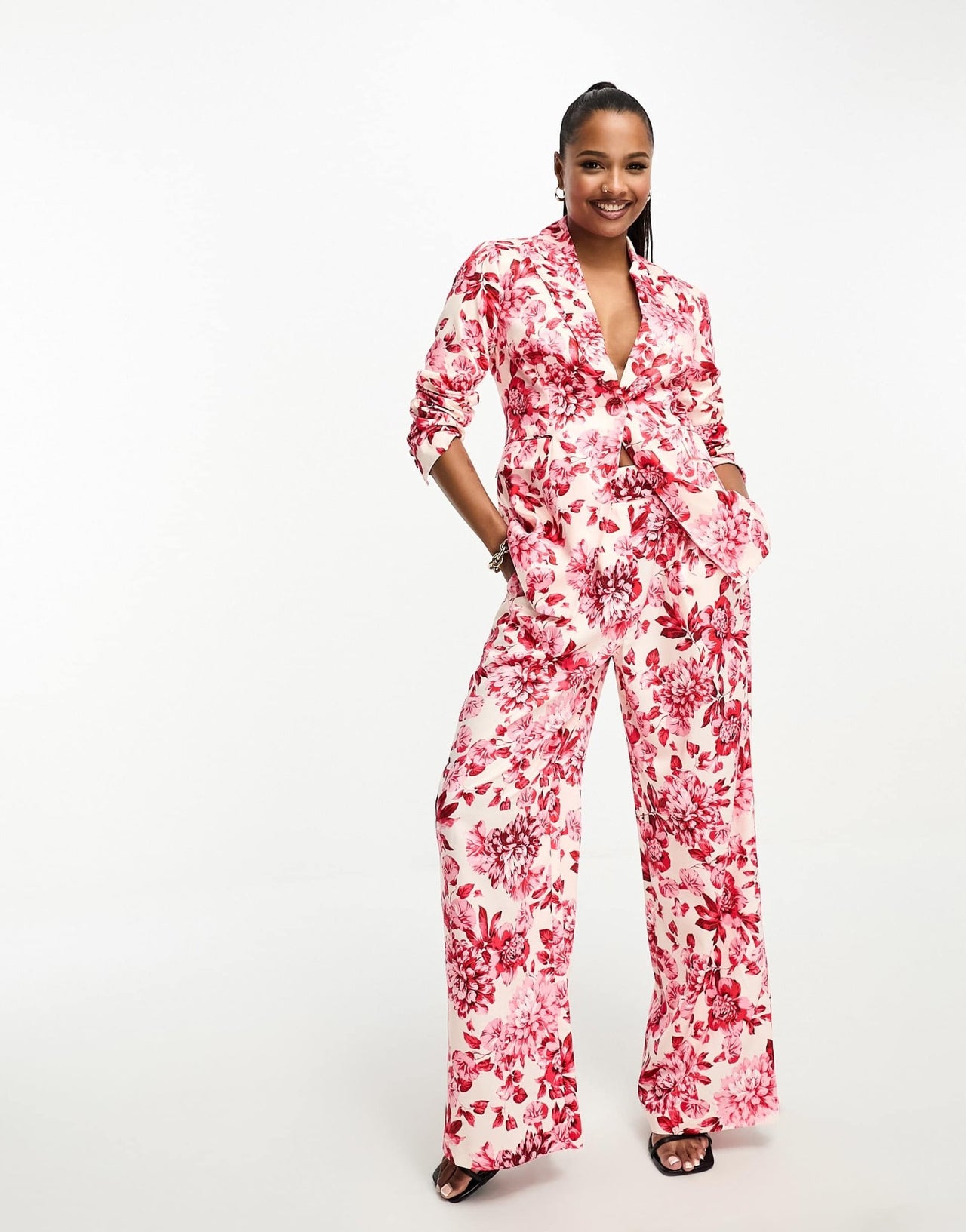 Forever New Petite satin blazer co - ord in red floral print - ASOS Sample Sale