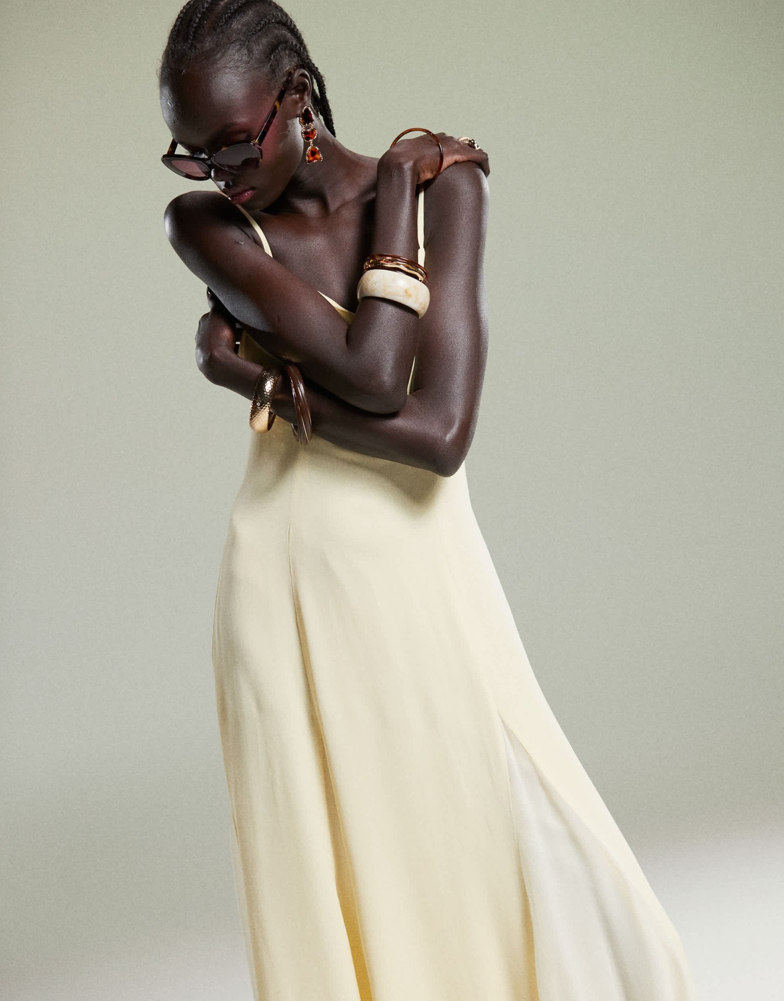 Forever New spliced maxi dress in lemon - ASOS Sample Sale