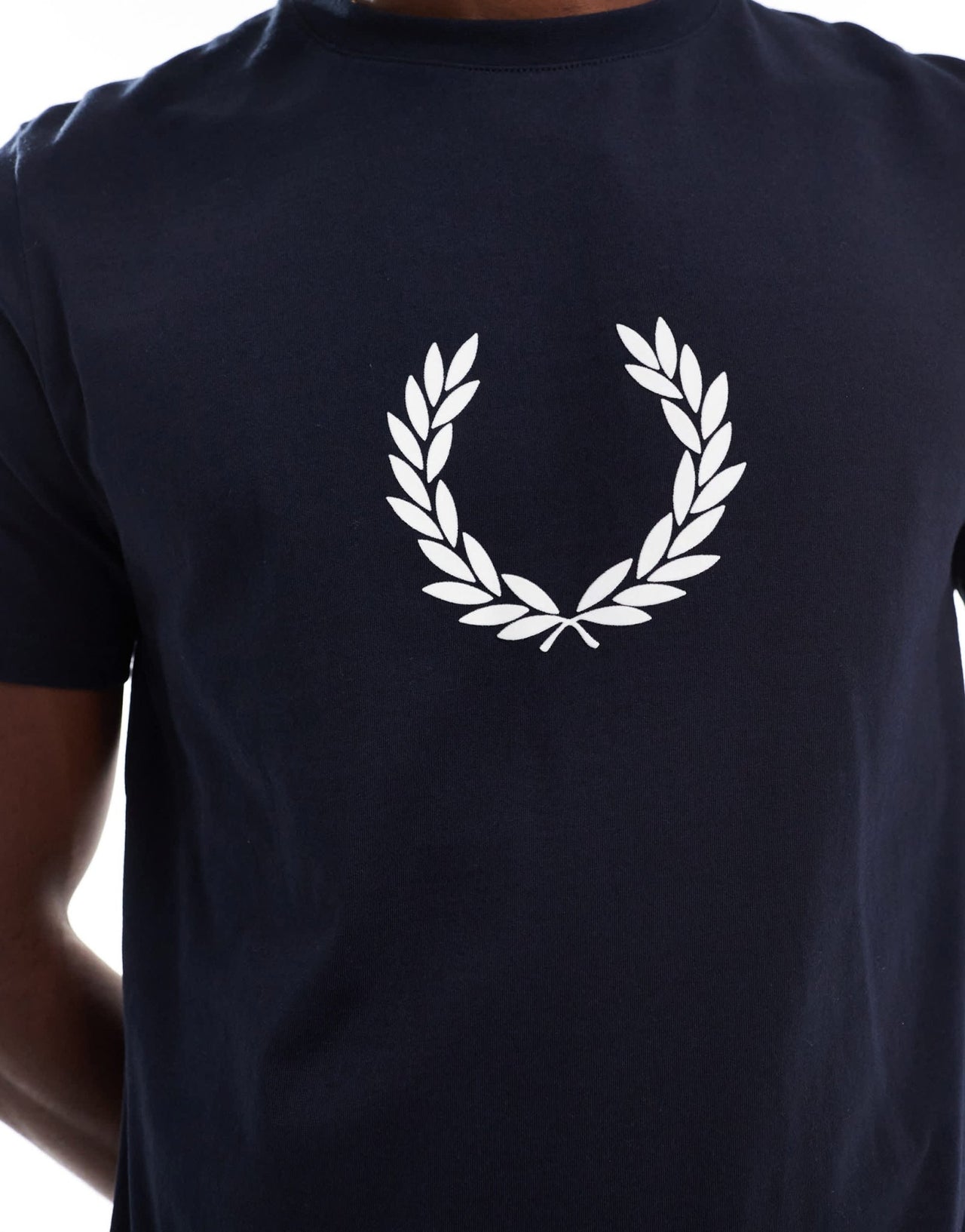 Fred Perry flocked laurel wreath graphic t-shirt in navy - ASOS Sample Sale
