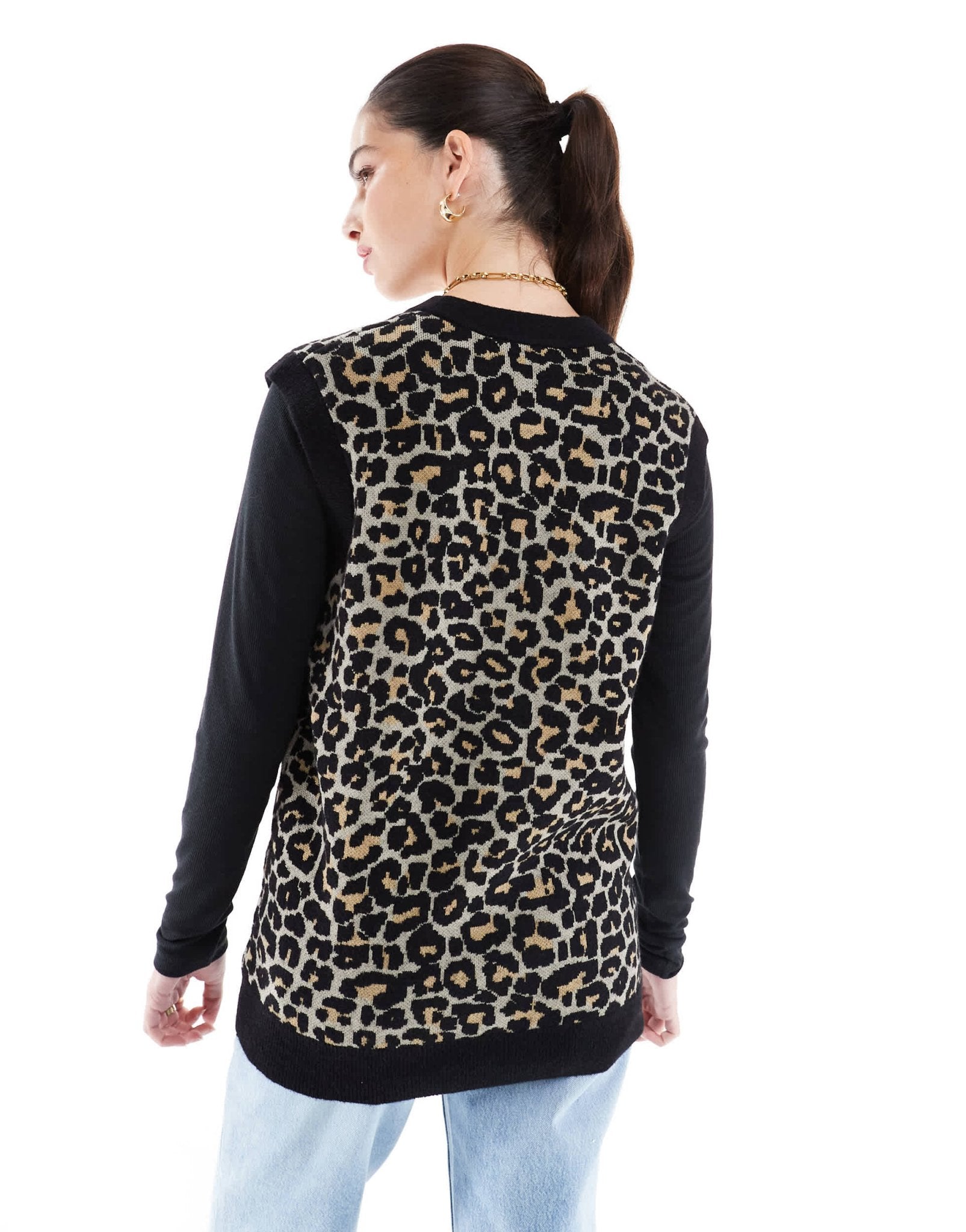 Fred Perry oversized leopard print knitted vest in beige - ASOS Sample Sale