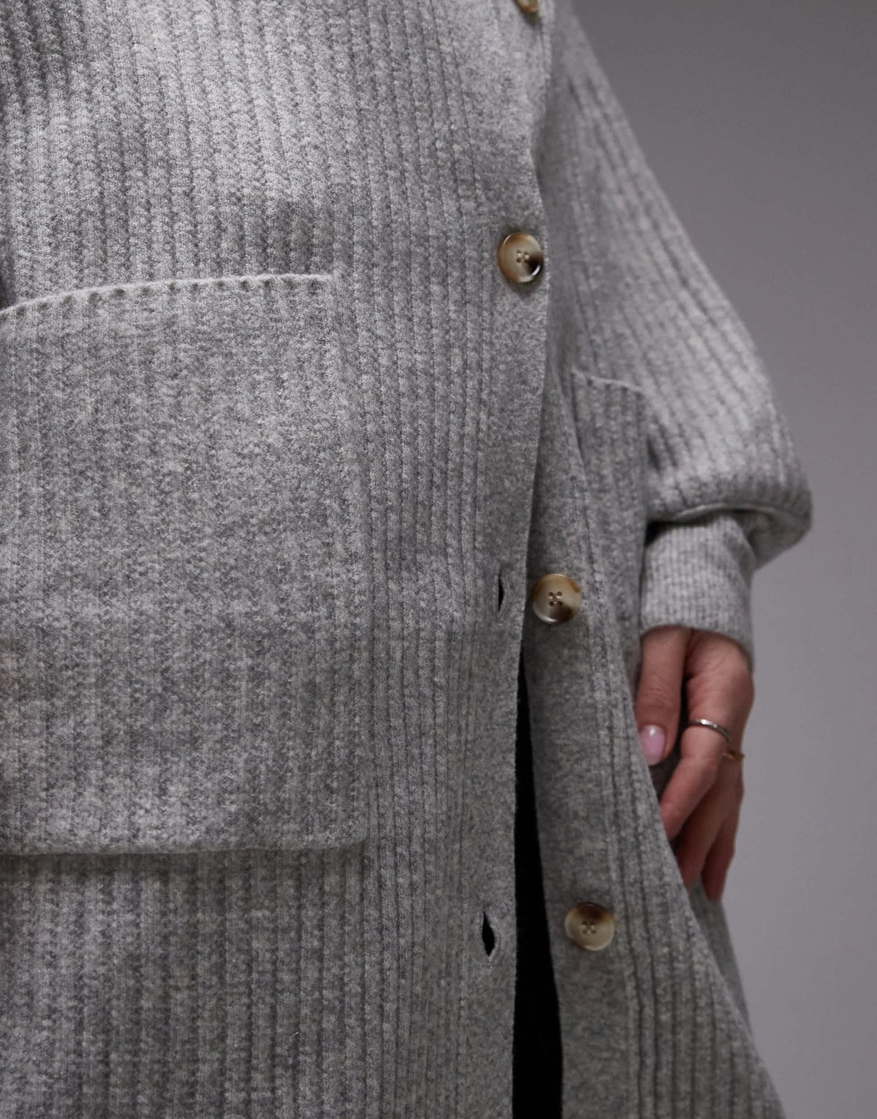Free People oversized longline button detail cardigan in soft grey - ASOS Sample Sale