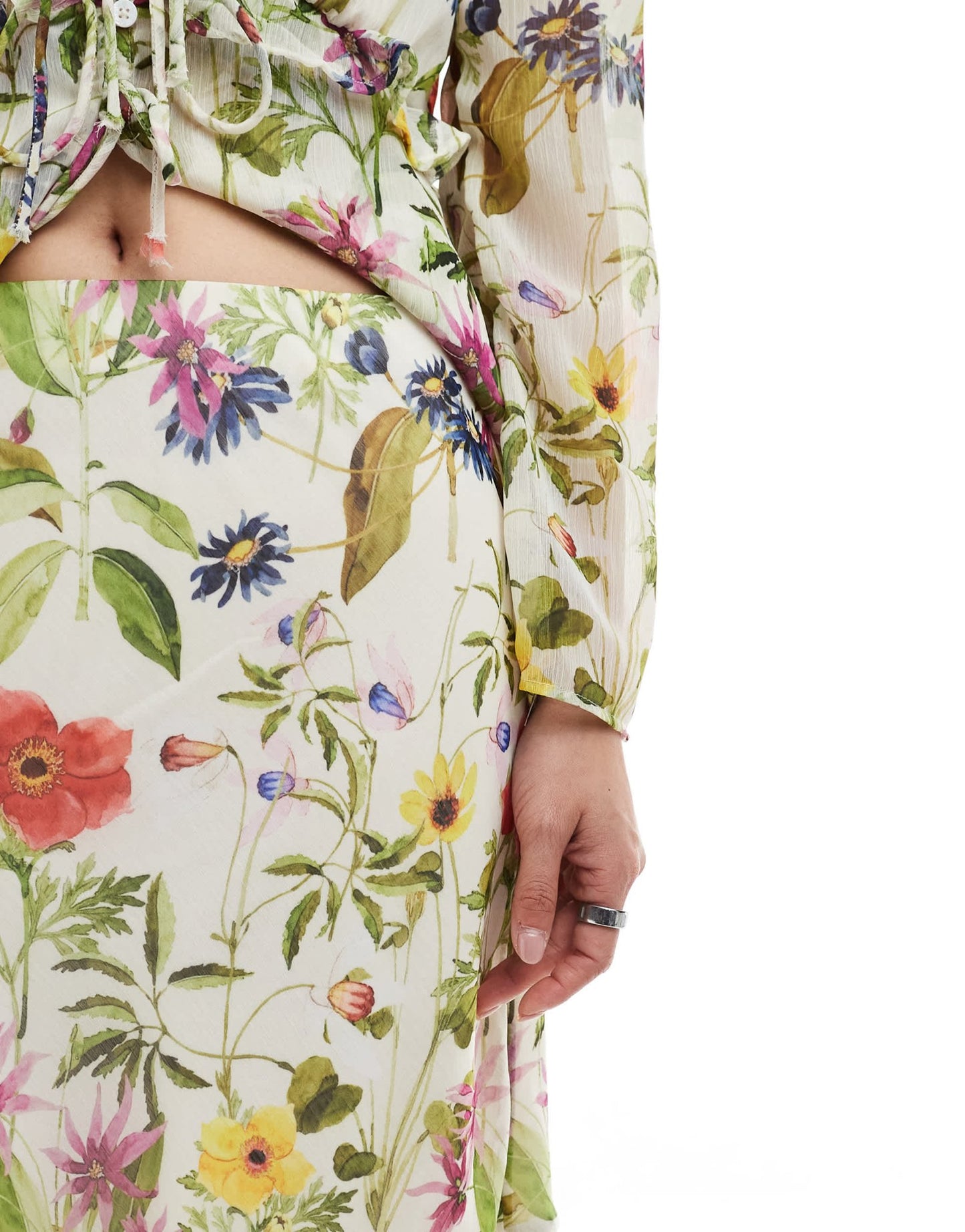 French Connection Hallie maxi skirt co-ord in white floral print - ASOS Sample Sale