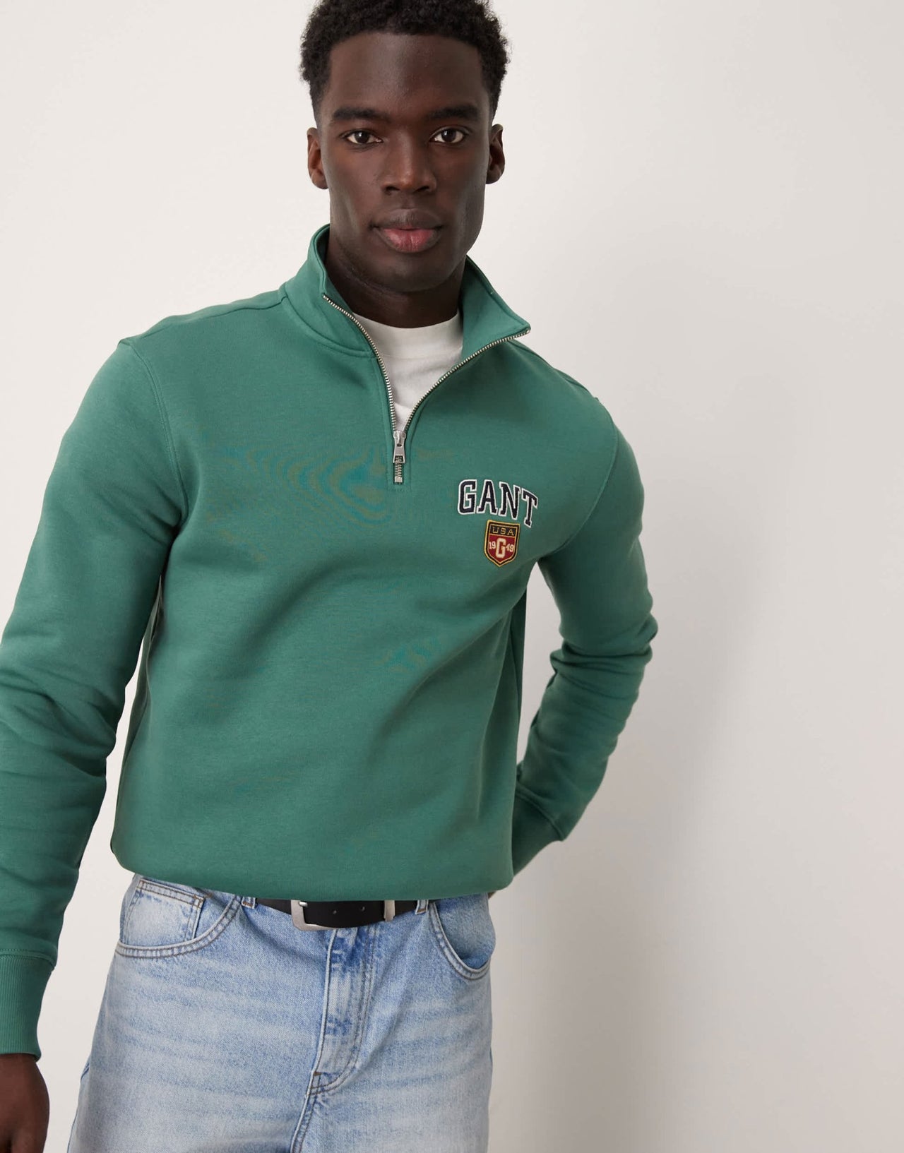 GANT varsity logo half zip sweatshirt in green - ASOS Sample Sale