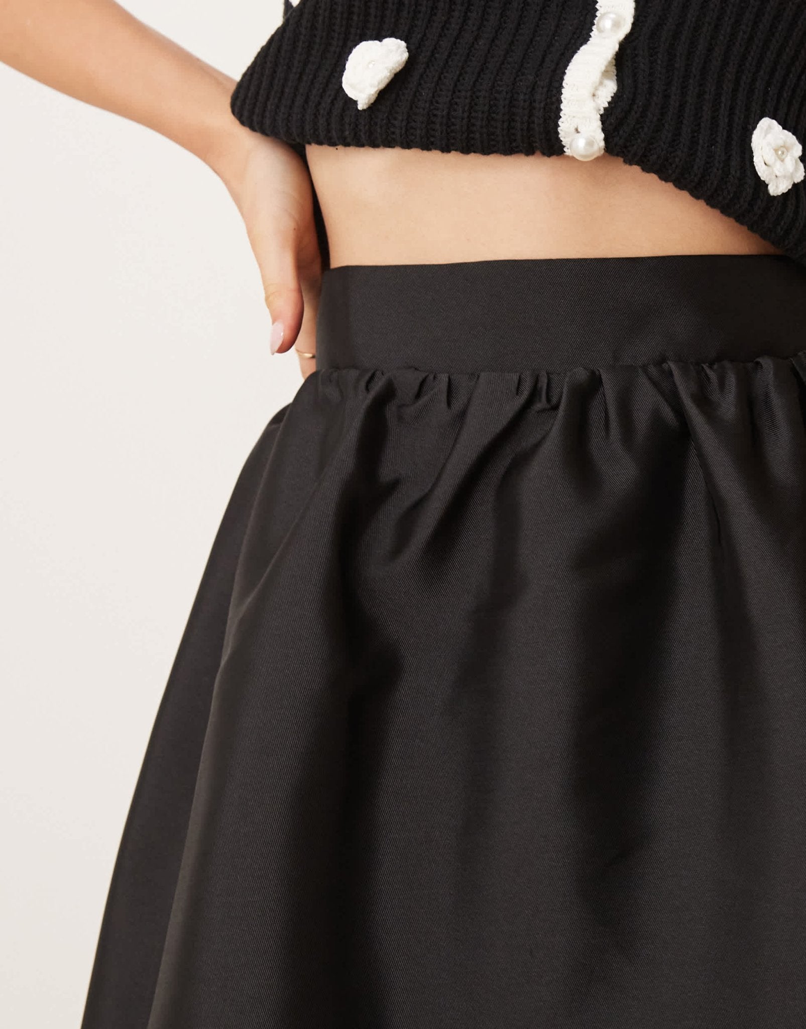 Gina Tricot full length volume puff hem midi skirt in black - ASOS Sample Sale