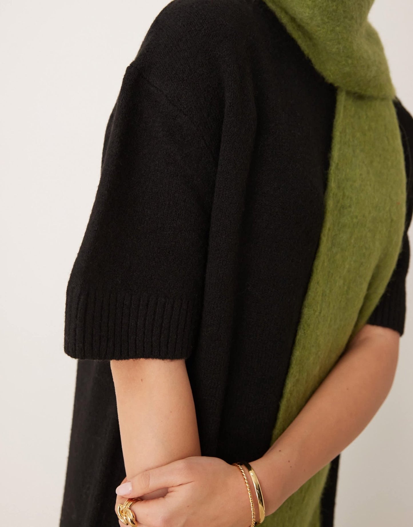 Gina Tricot knitted midaxi t-shirt dress in black - ASOS Sample Sale