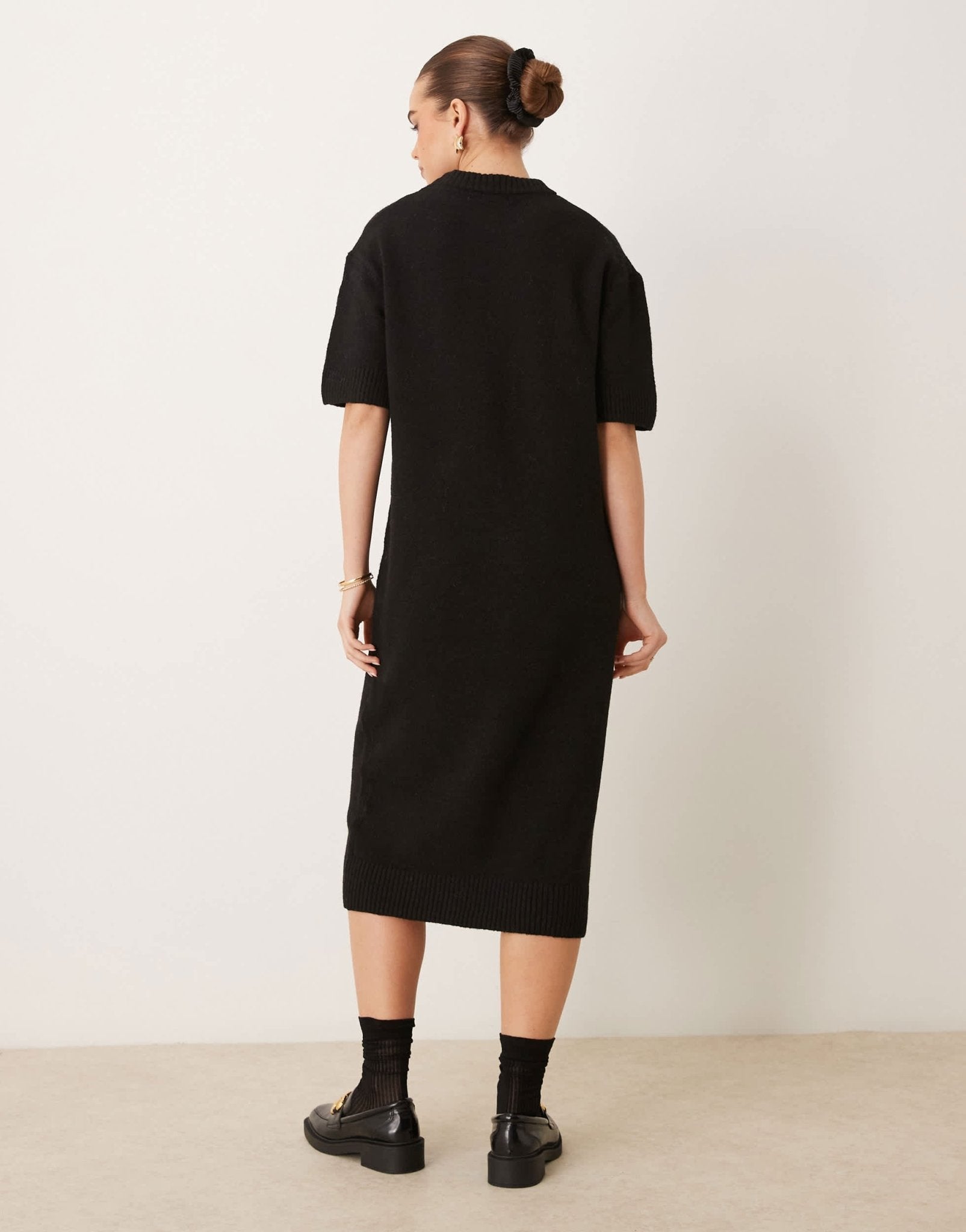 Gina Tricot knitted midaxi t-shirt dress in black - ASOS Sample Sale
