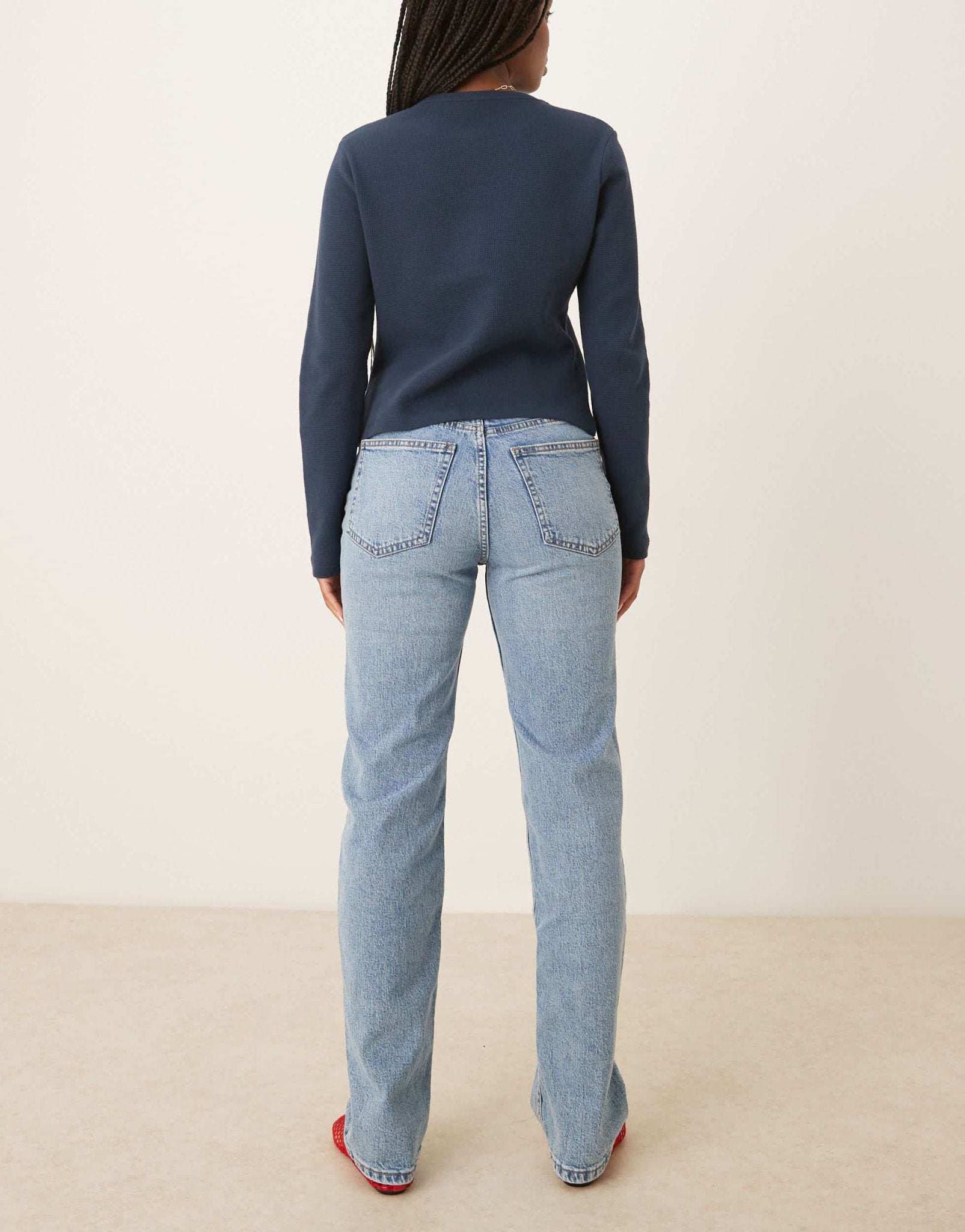 Gina Tricot mid straight jeans in lightwash blue - ASOS Sample Sale