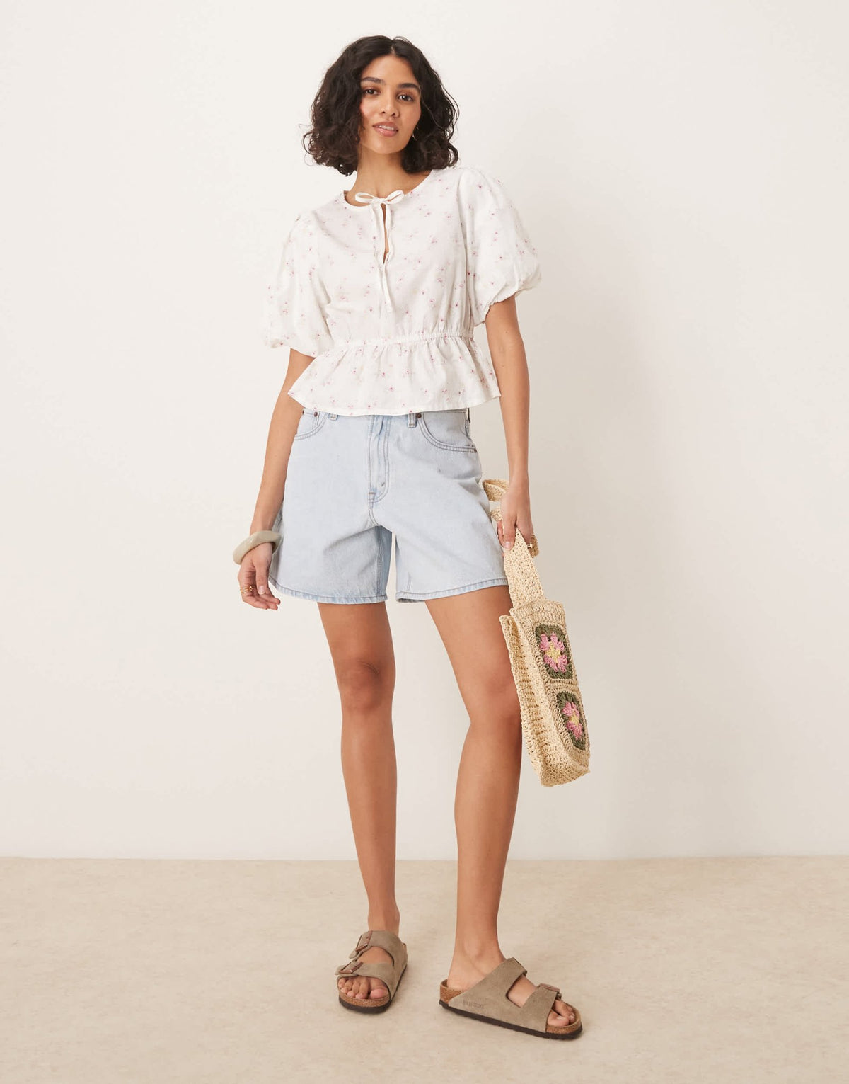 Gina Tricot puff sleeves blouse top with tie front in ditsy floral print - ASOS Sample Sale