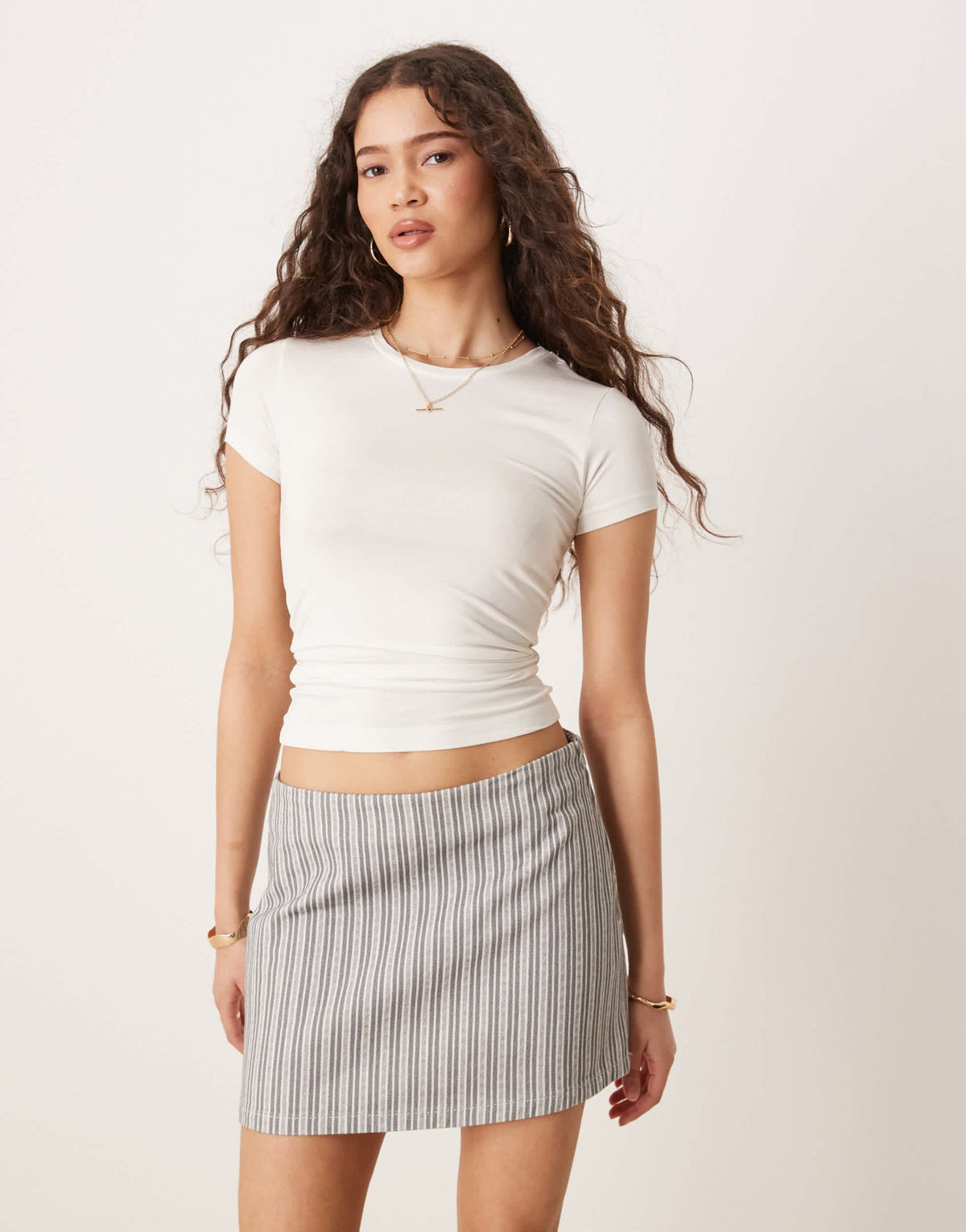 Gina Tricot Soft Touch jersey short sleeve top with round neck in off white - ASOS Sample Sale