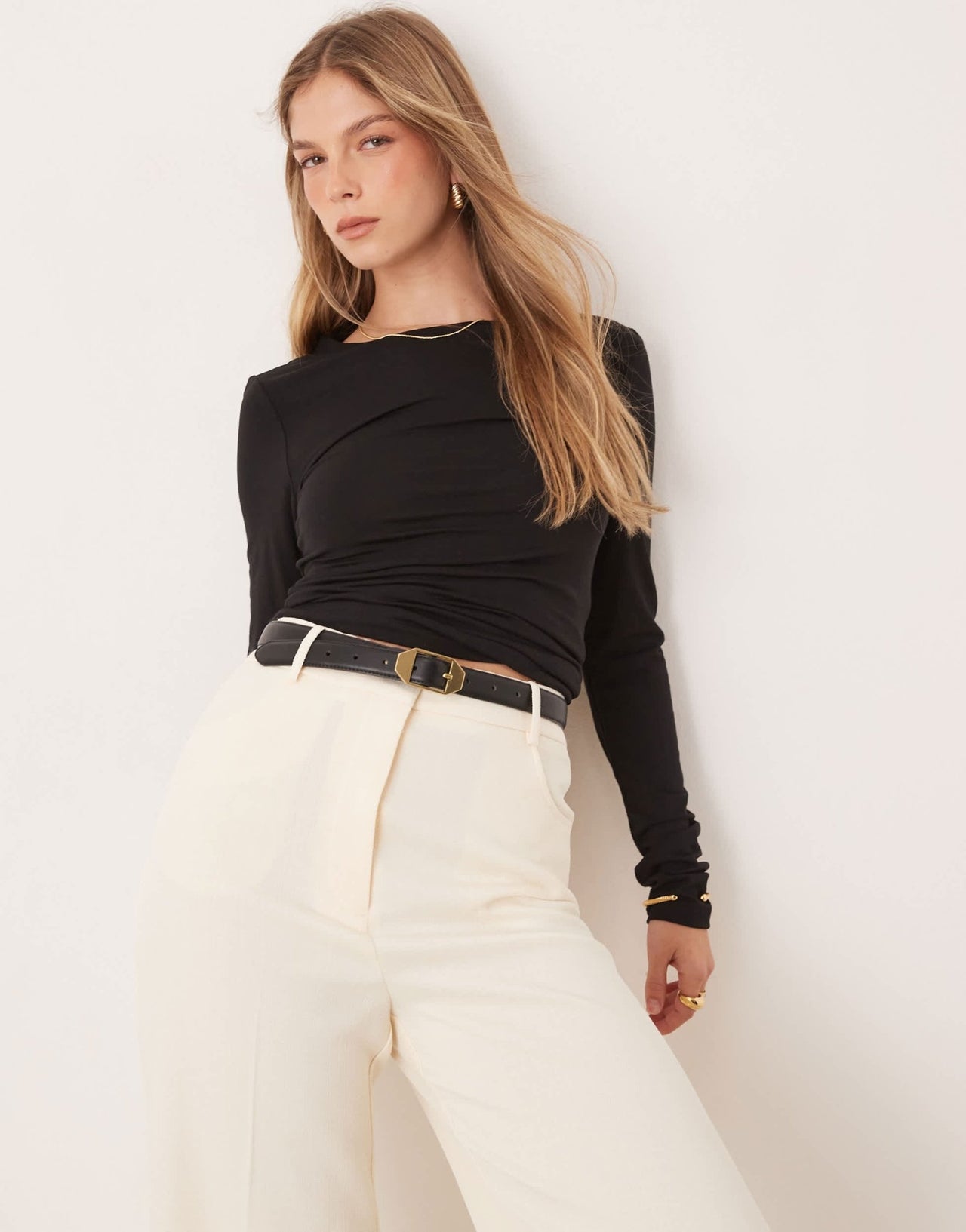 Gina Tricot Soft Touch round neck jersey long sleeve top in black - ASOS Sample Sale