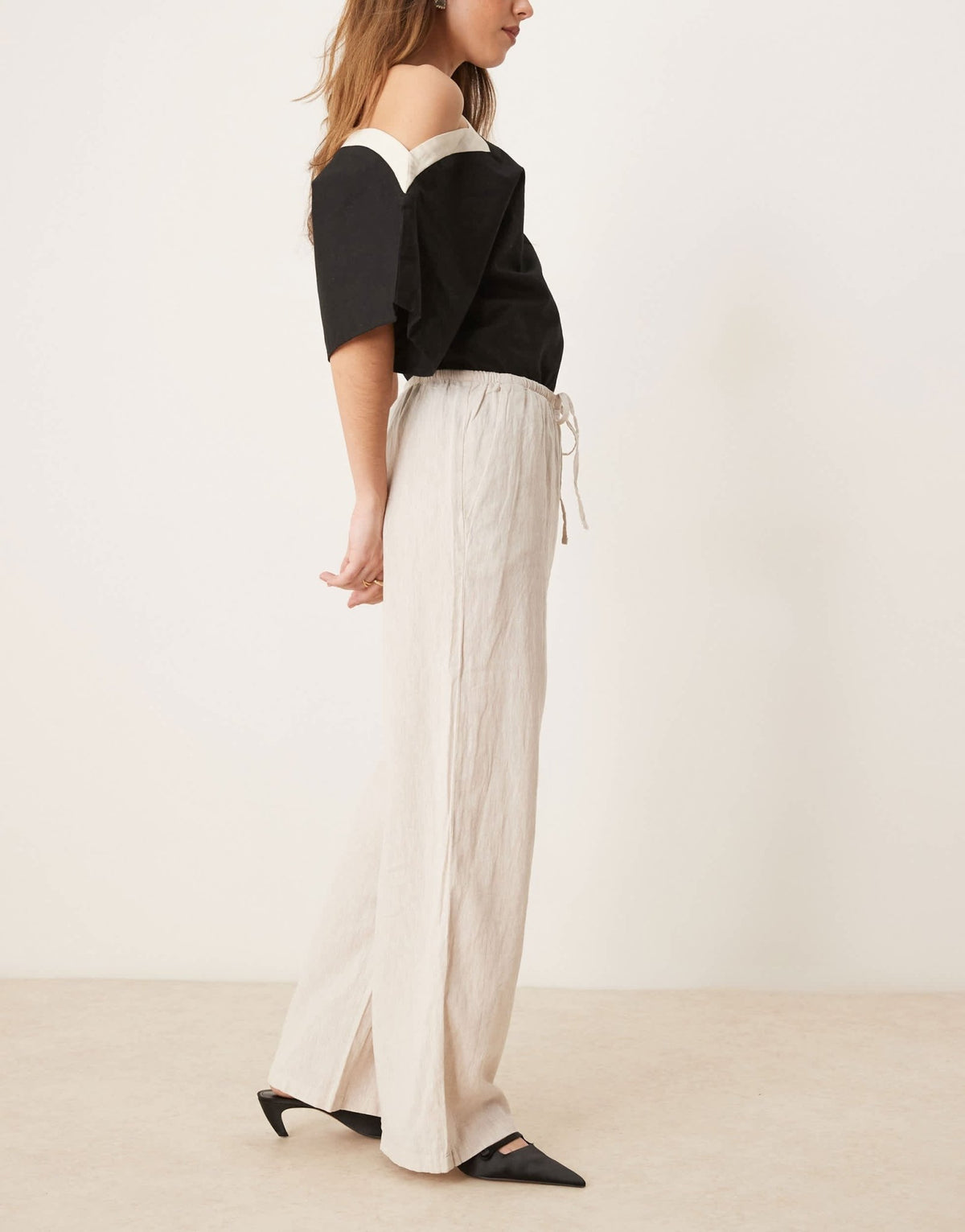 Gina Tricot wide leg linen blend trousers with drawstring waist in beige - ASOS Sample Sale