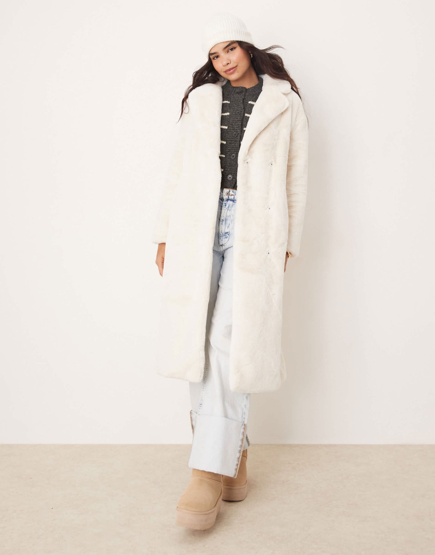 Glamorous cosy faux fur cream dressing gown coat - ASOS Sample Sale