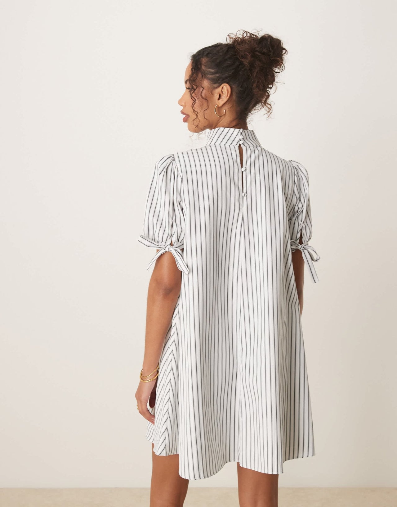 Glamorous high neck mini smock dress in white and black stripe - ASOS Sample Sale