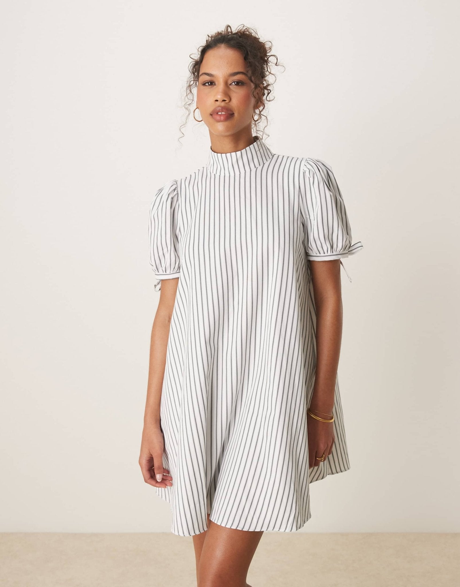 Glamorous high neck mini smock dress in white and black stripe - ASOS Sample Sale