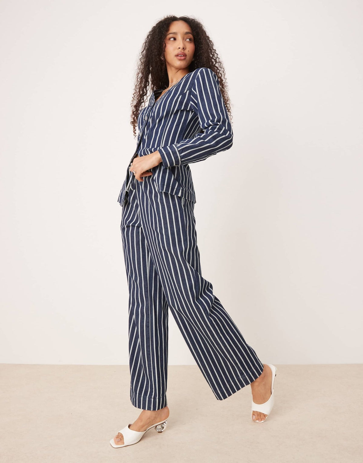 Glamorous high waisted drawstring straight leg trousers in blue denim stripe - ASOS Sample Sale