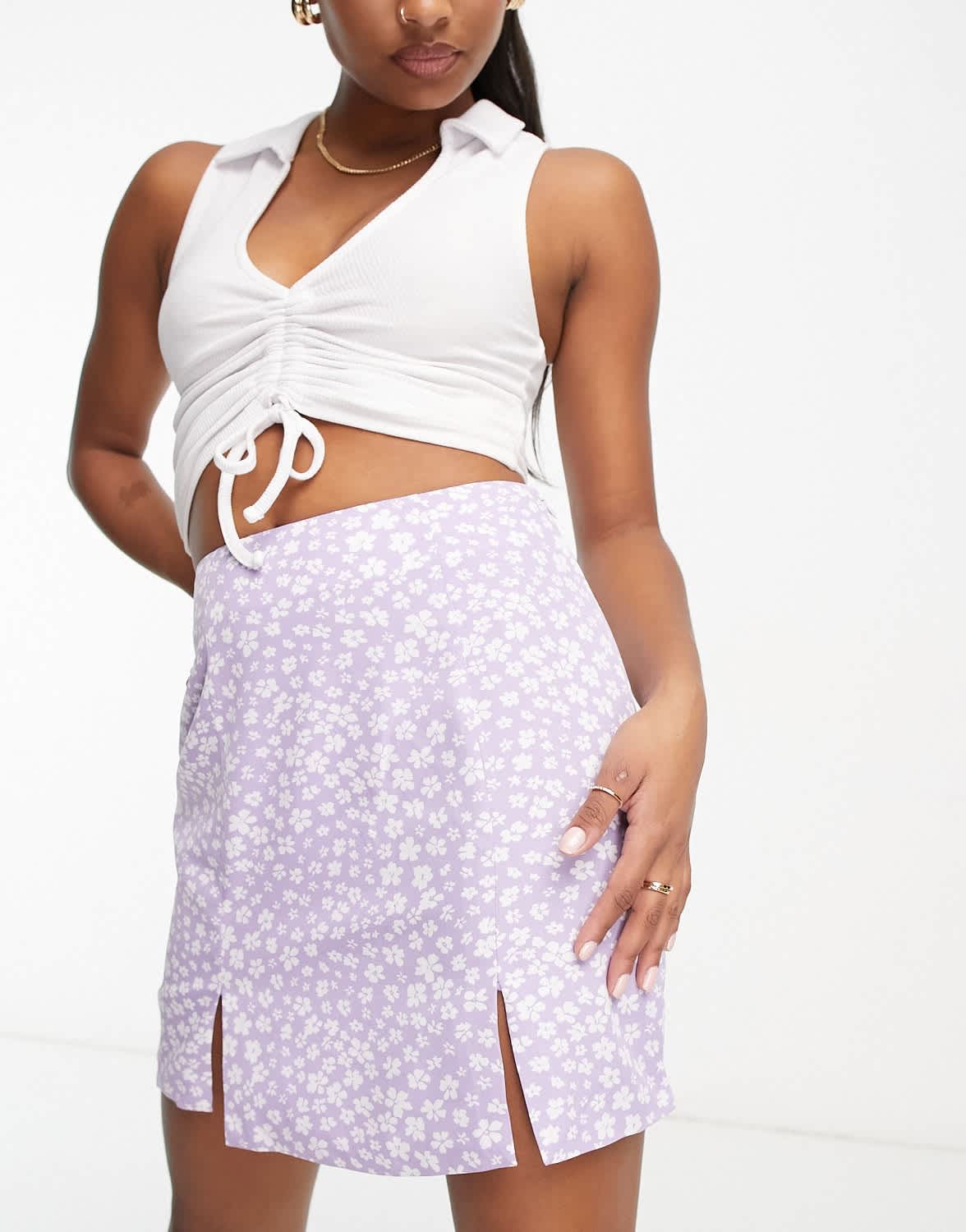 Glamorous Petite 90s mini shift skirt in lilac white floral - ASOS Sample Sale