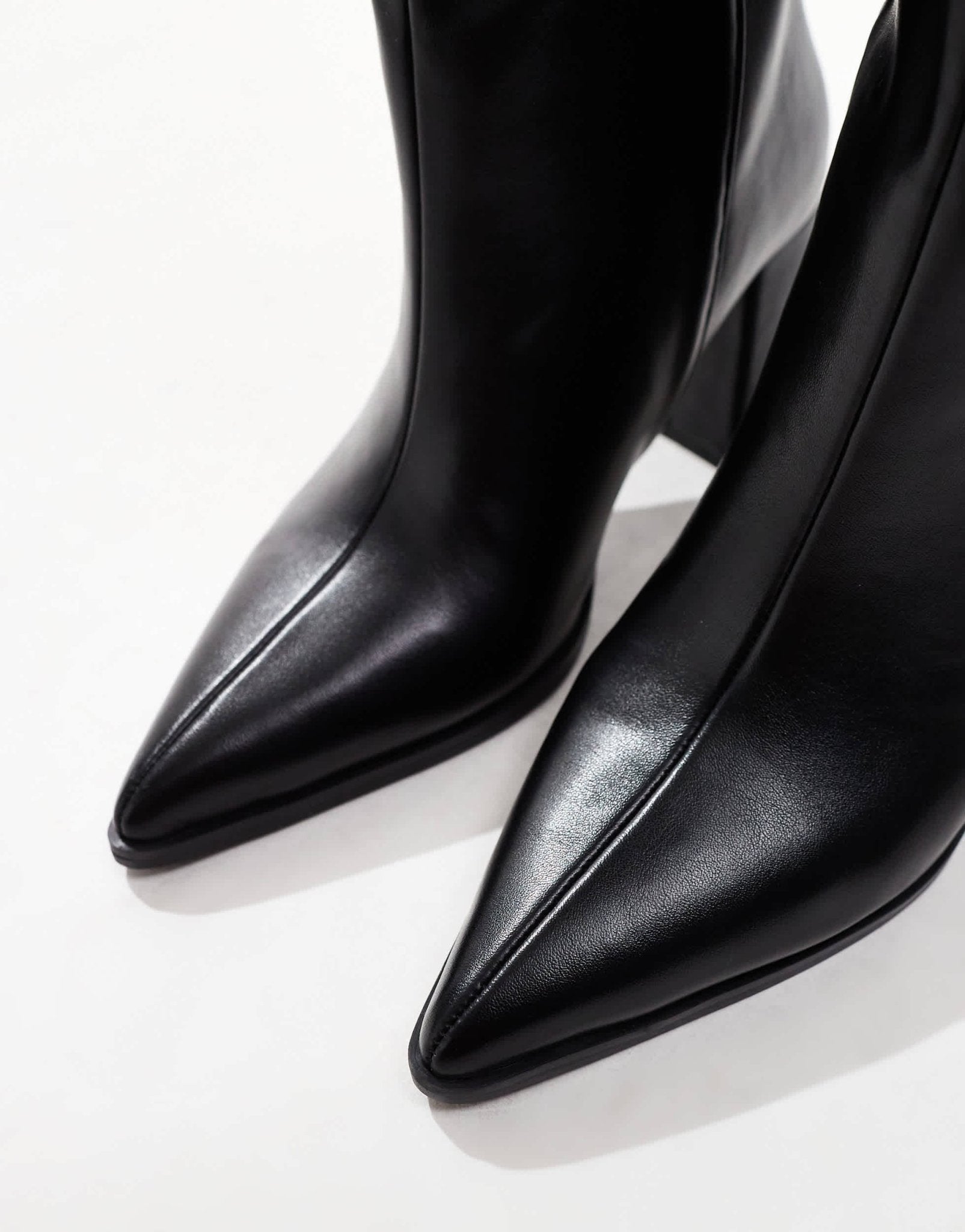 Glamorous pointed knee boots in black - ASOS Sample Sale