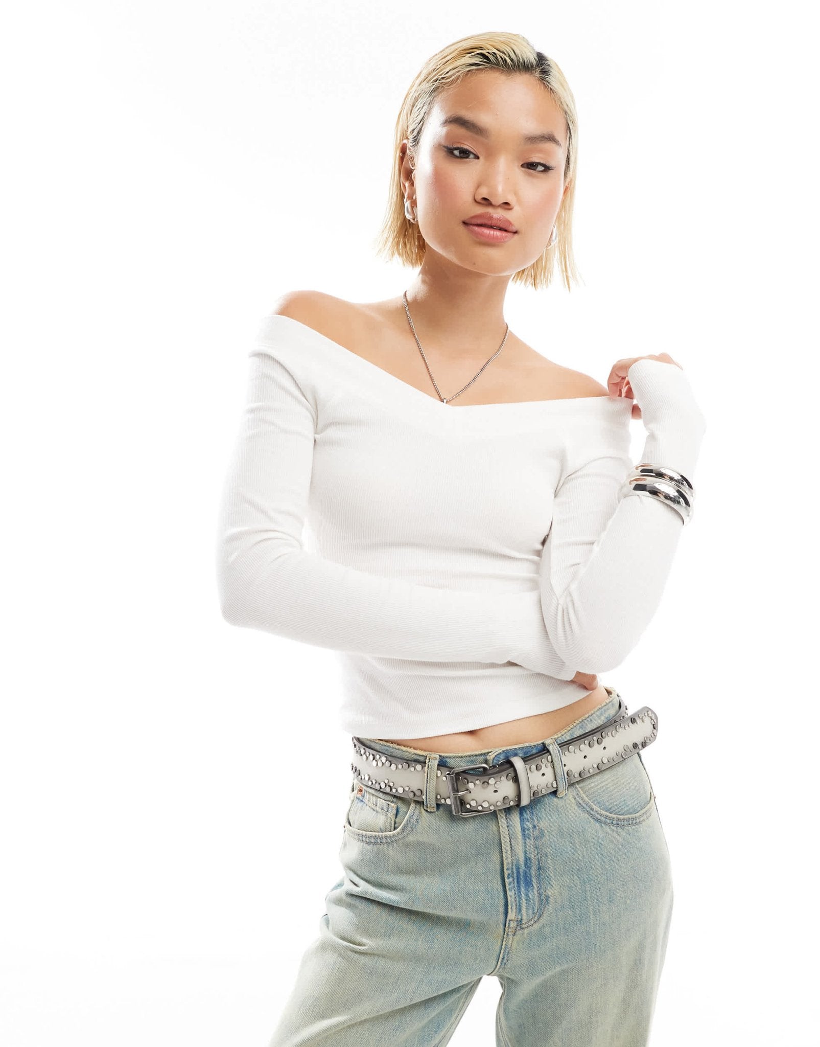 Glamorous v neck ribbed long sleeve top in white - ASOS Sample Sale