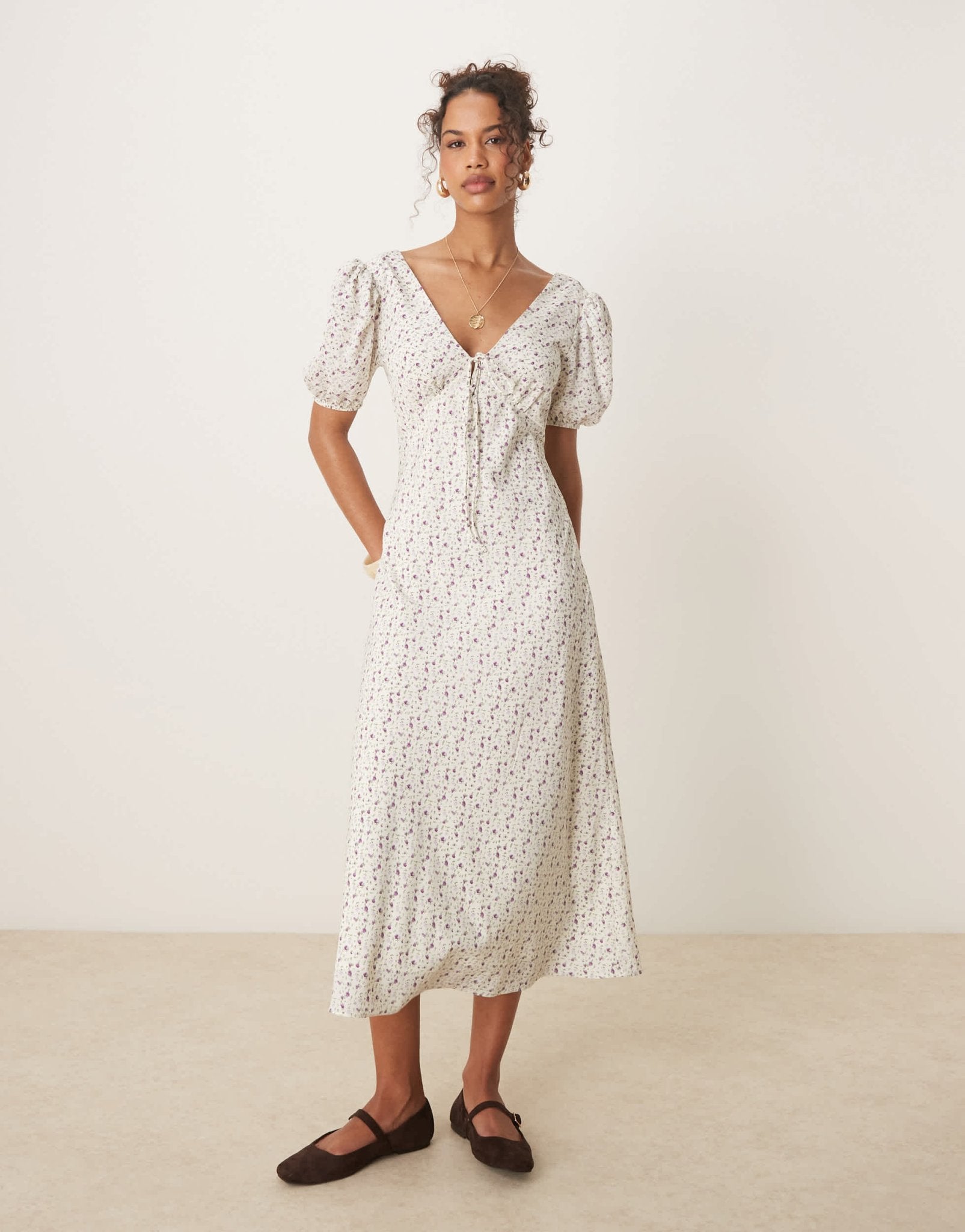 Glamorous v neck tie front maxi dress in lilac floral - ASOS Sample Sale
