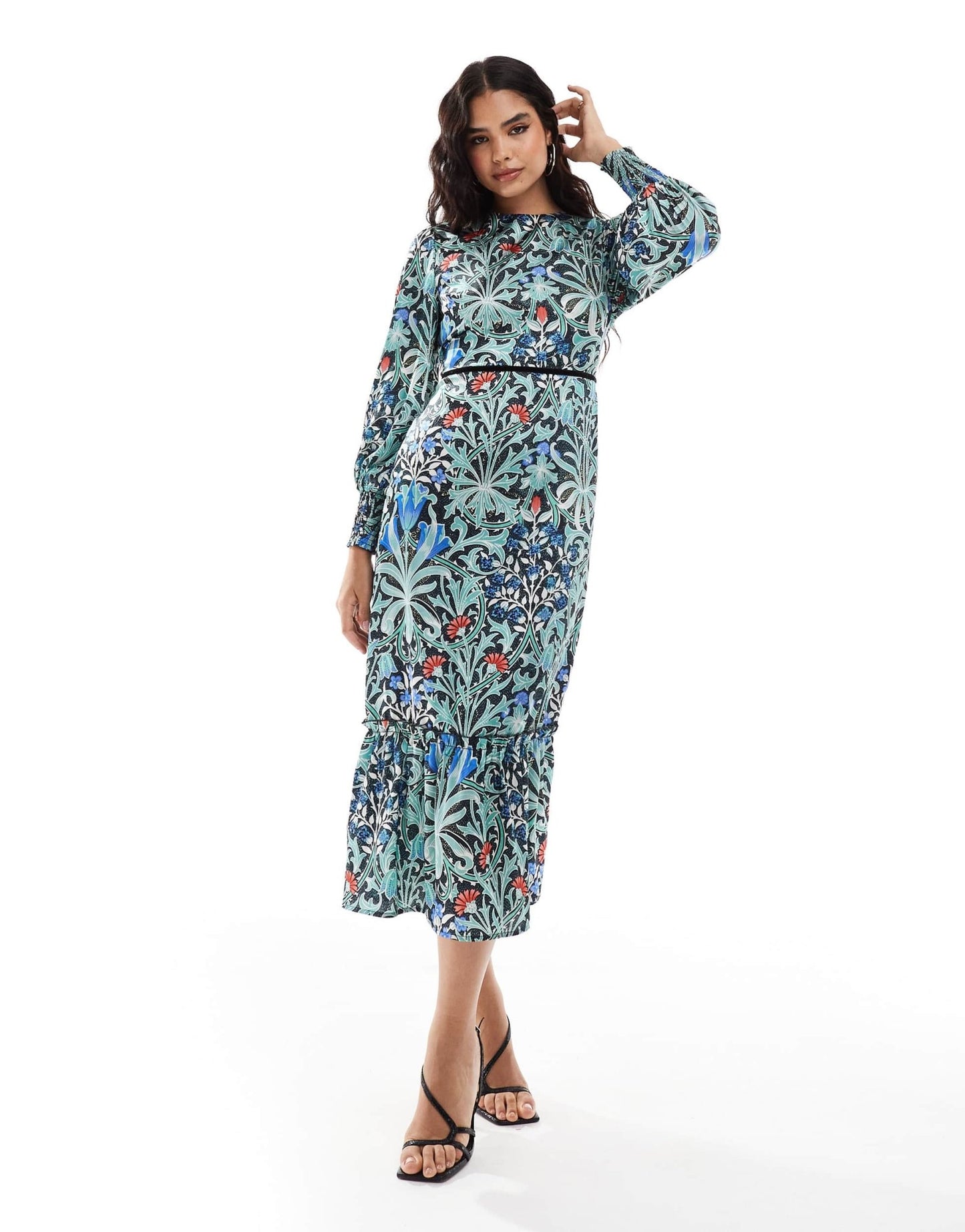 Hope & Ivy in collaboration with The William Morris Society bow back midi dress in dark floral - ASOS Sample Sale