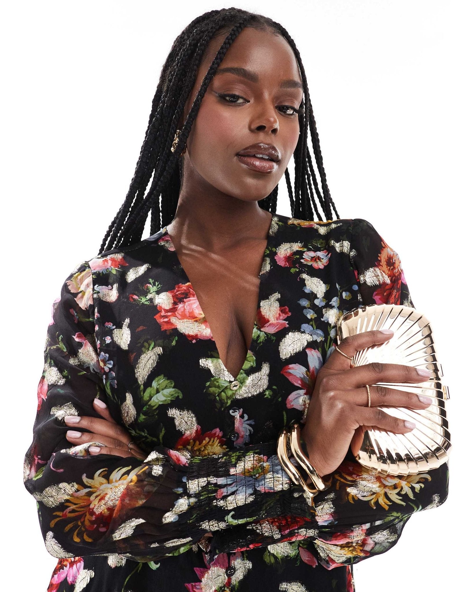 Hope & Ivy Plus button front midaxi dress with tie back in black based floral with gold fleck - ASOS Sample Sale