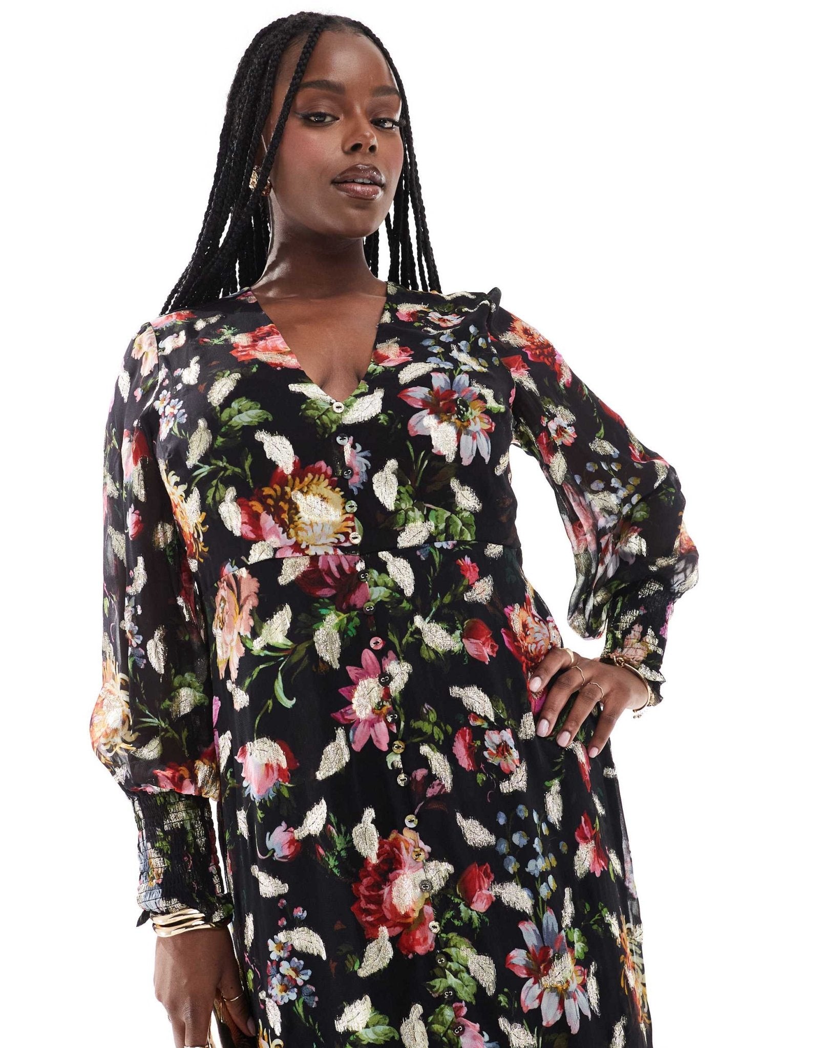 Hope & Ivy Plus button front midaxi dress with tie back in black based floral with gold fleck - ASOS Sample Sale