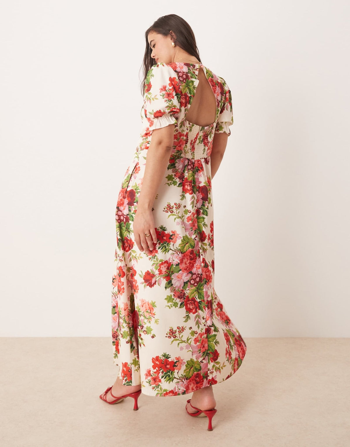 Hope & Ivy Plus square neck open back midi dress in white red floral - ASOS Sample Sale