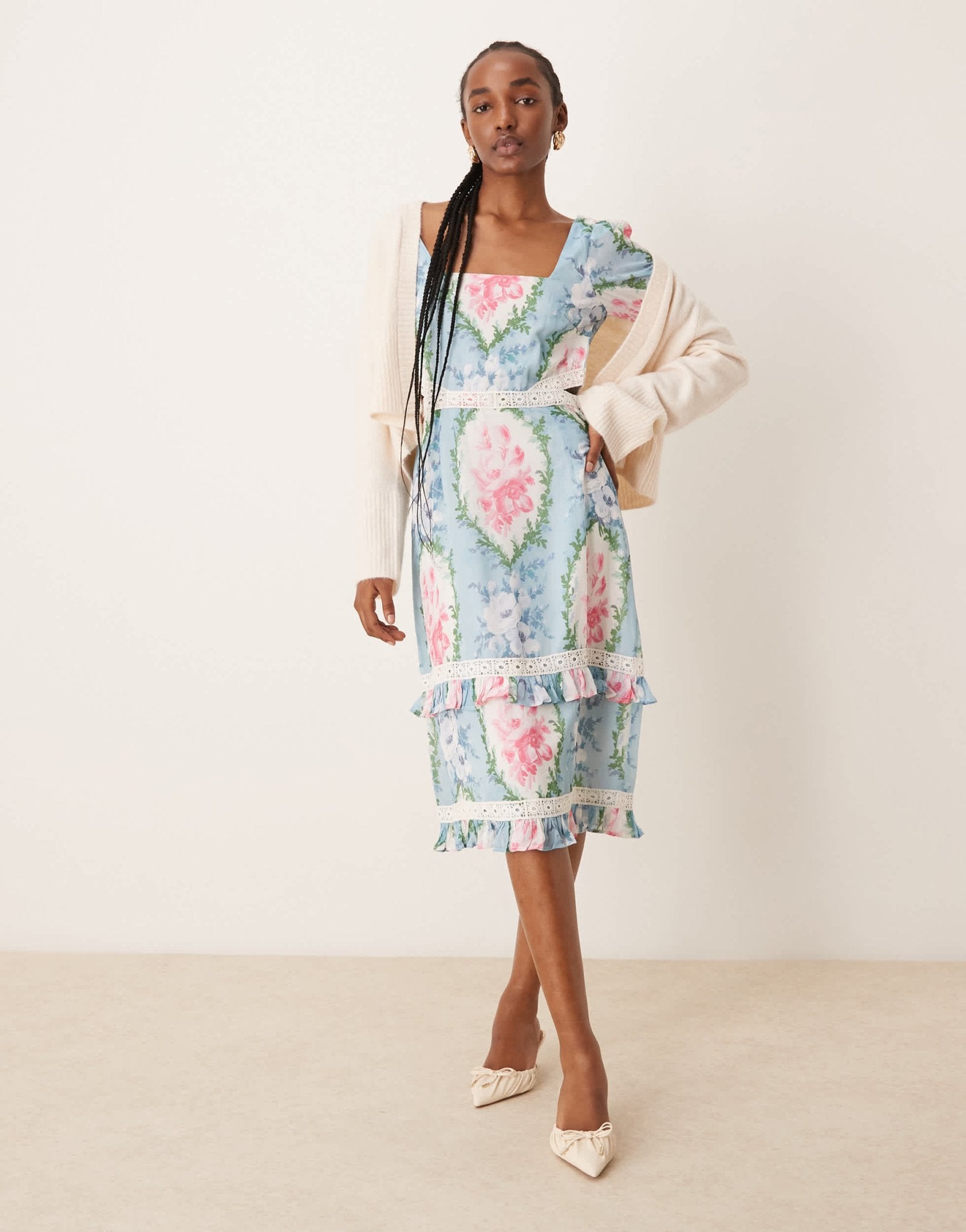 Hope & Ivy puff sleeve midi dress in baby blue floral - ASOS Sample Sale