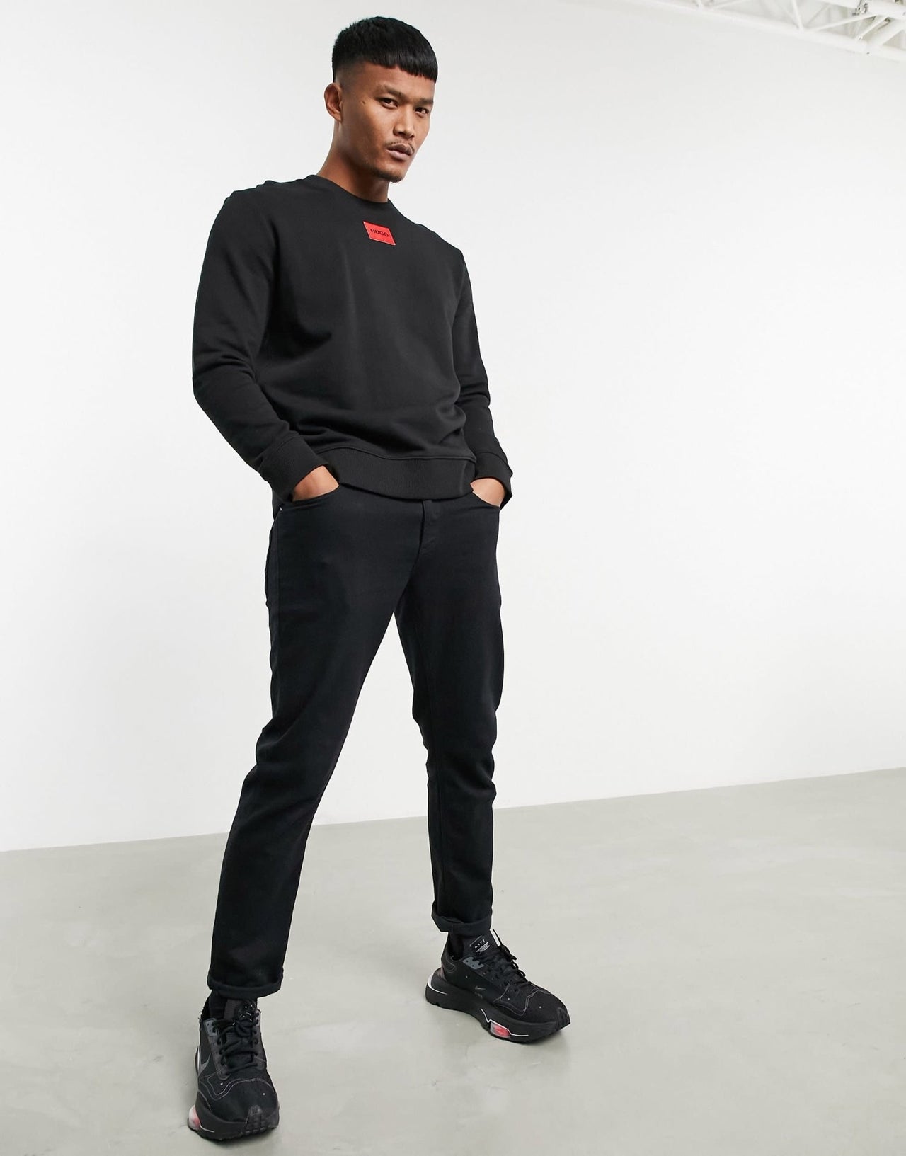 Hugo Diragol box logo sweat in black - ASOS Sample Sale