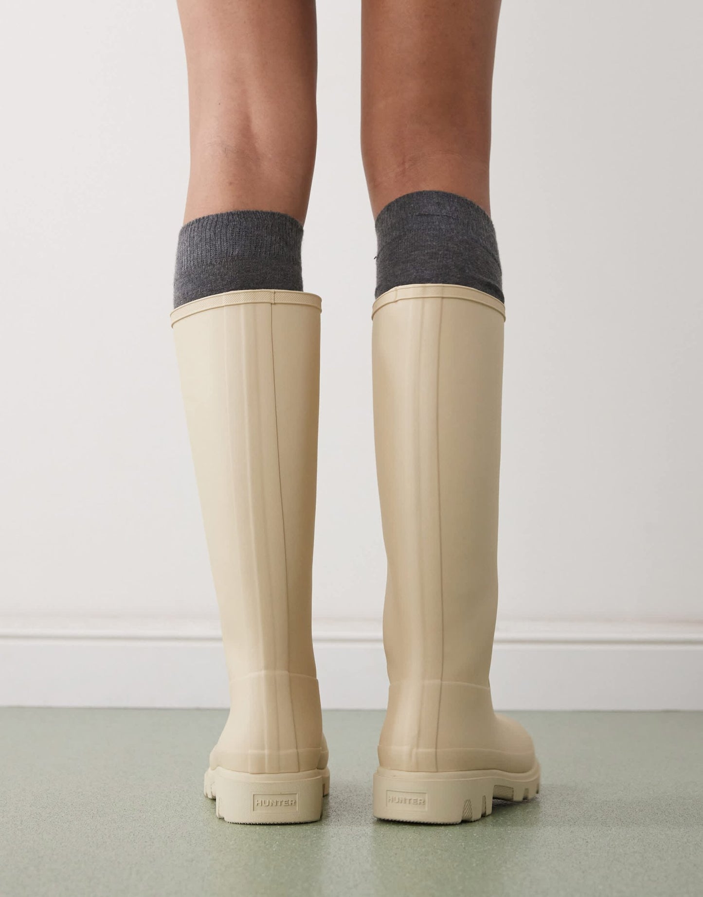 Hunter Downpour tall wellington boots in beige - ASOS Sample Sale