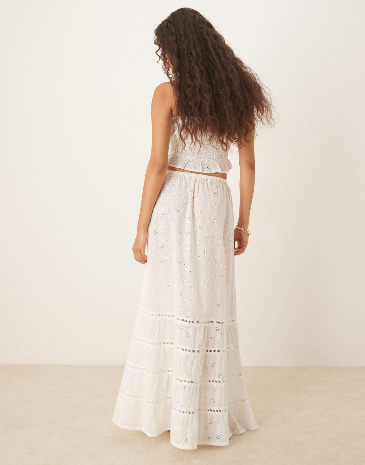 Iisla & Bird broderie ruched tiered beach skirt in white - ASOS Sample Sale