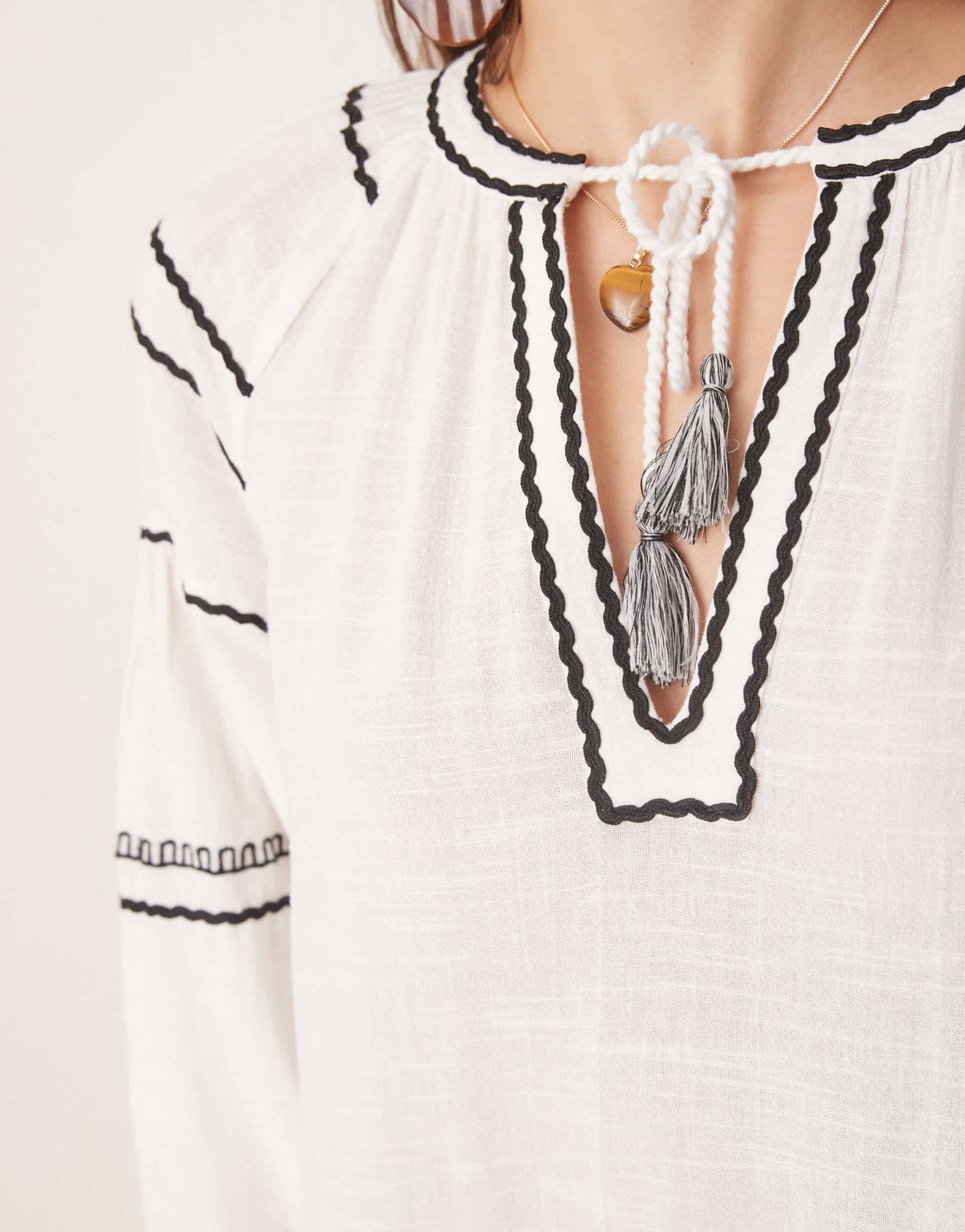 Iisla & Bird contrast trim long sleeve mini beach dress in white - ASOS Sample Sale
