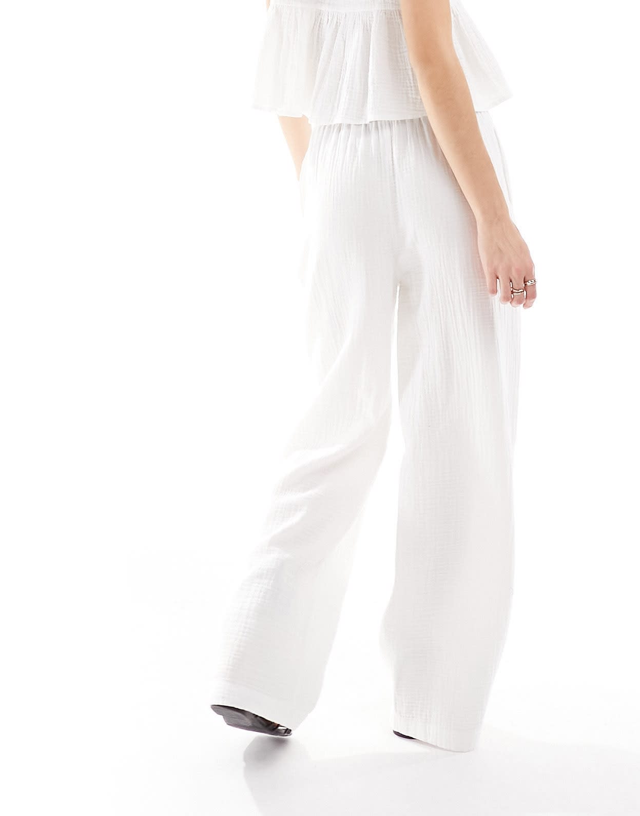 IIsla & Bird narrow waist beach trouser co - ord in white - ASOS Sample Sale