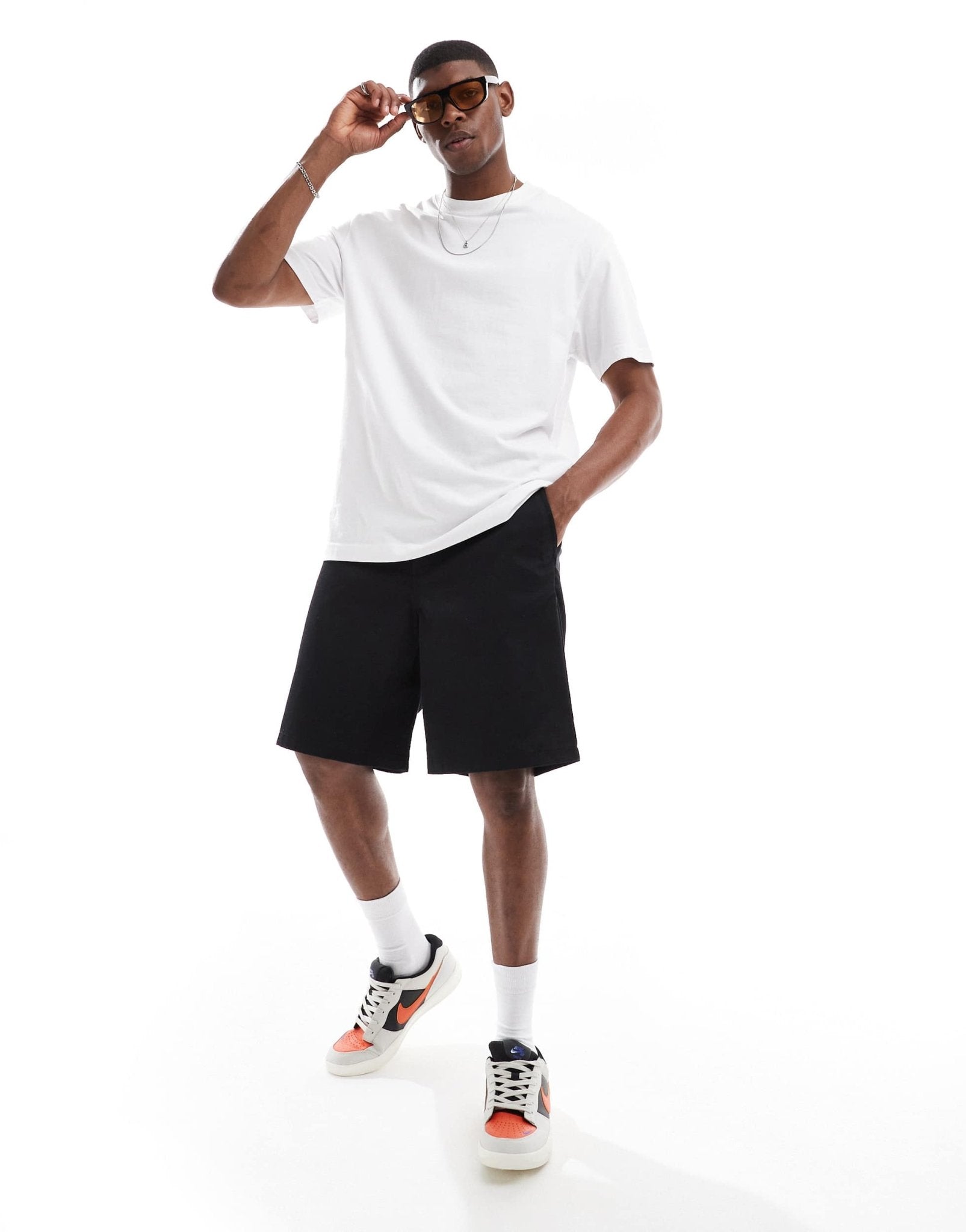 Jack & Jones baggy heavy twill chino short in black - ASOS Sample Sale