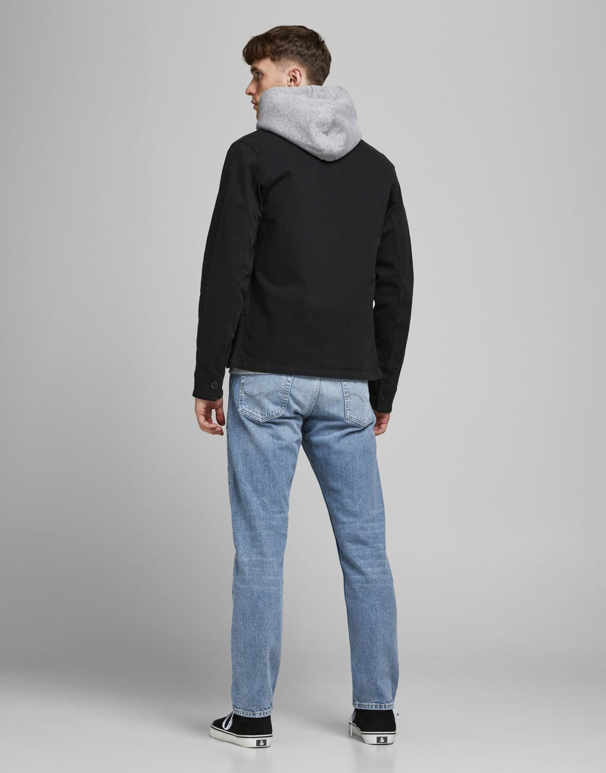 Jack & Jones Chris relaxed fit jeans in faded light wash denim - ASOS Sample Sale