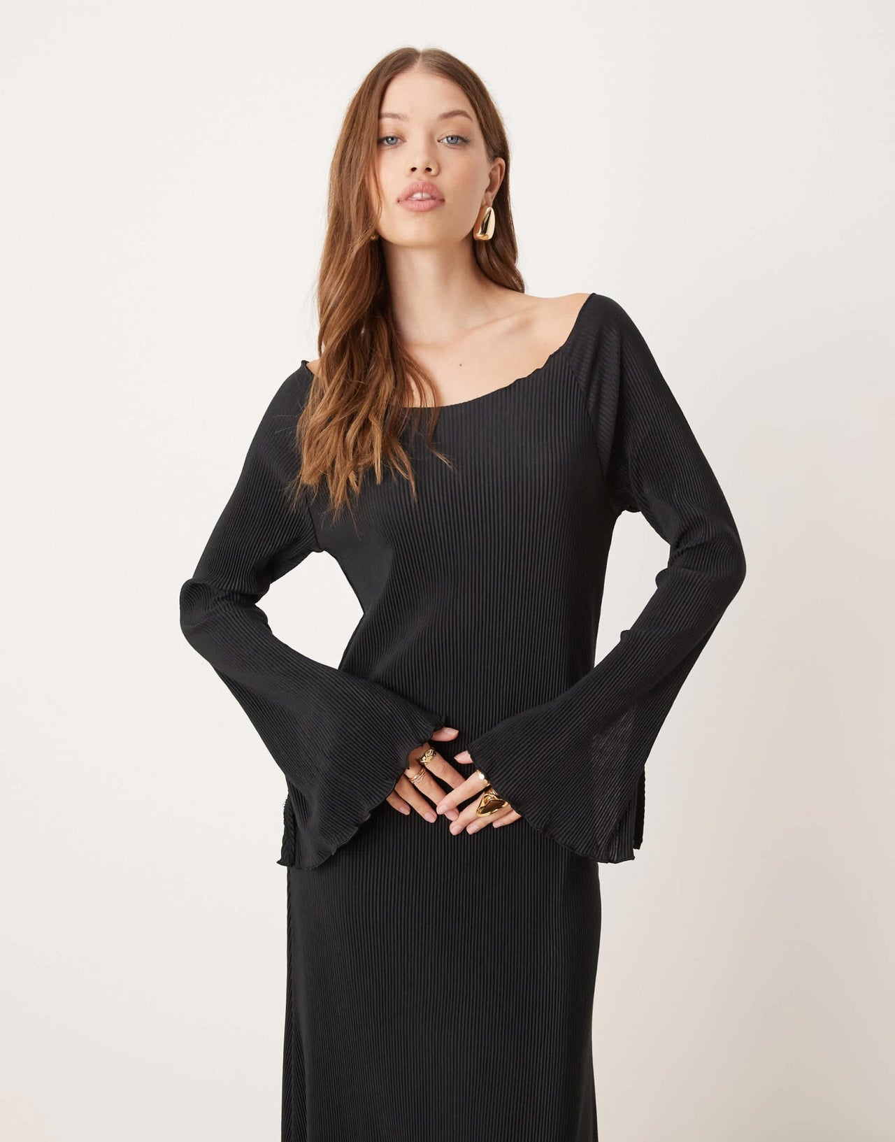 JDY bell sleeve plisse maxi dress in black - ASOS Sample Sale