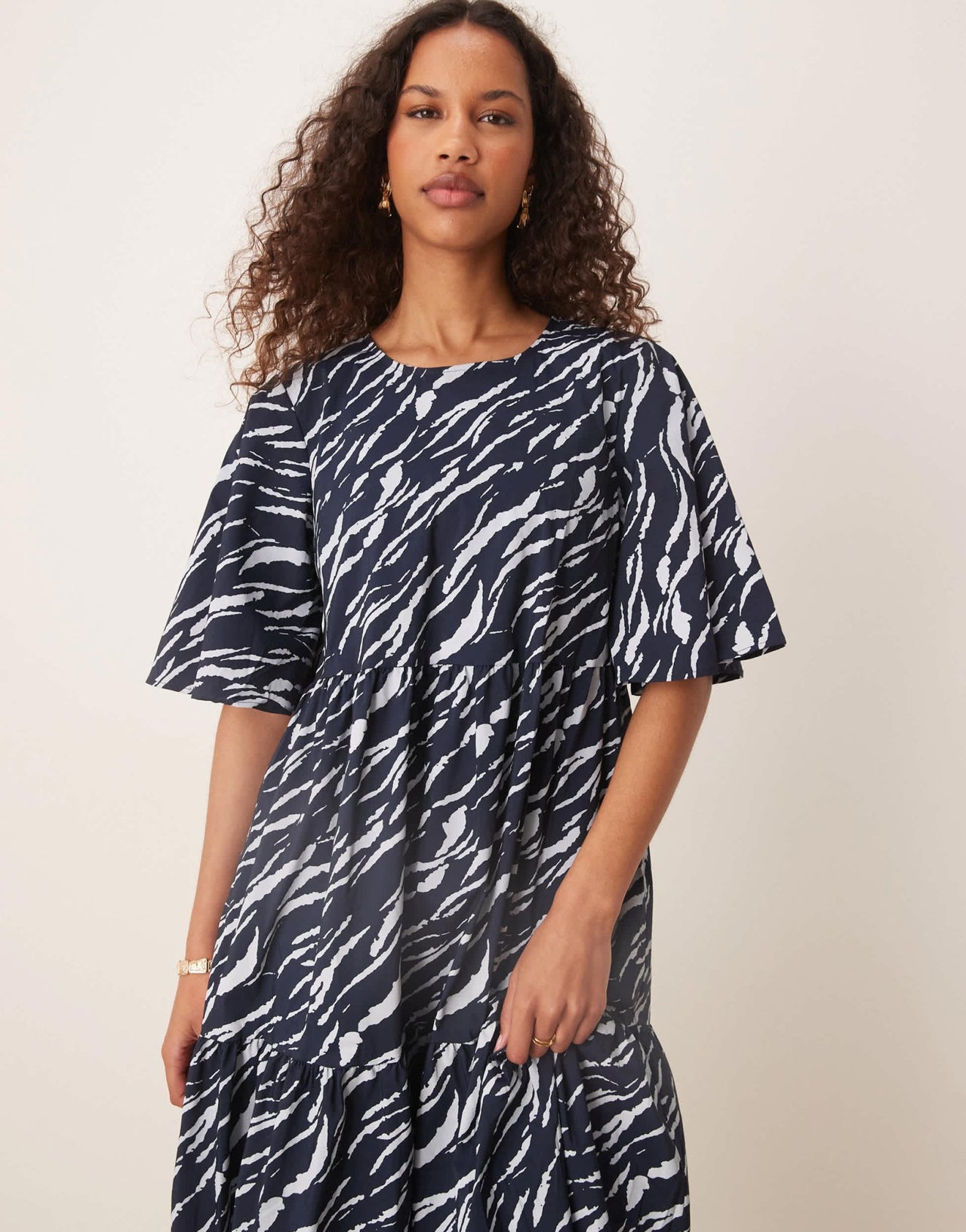 JDY tiered short sleeve midi dress in navy zebra print - ASOS Sample Sale