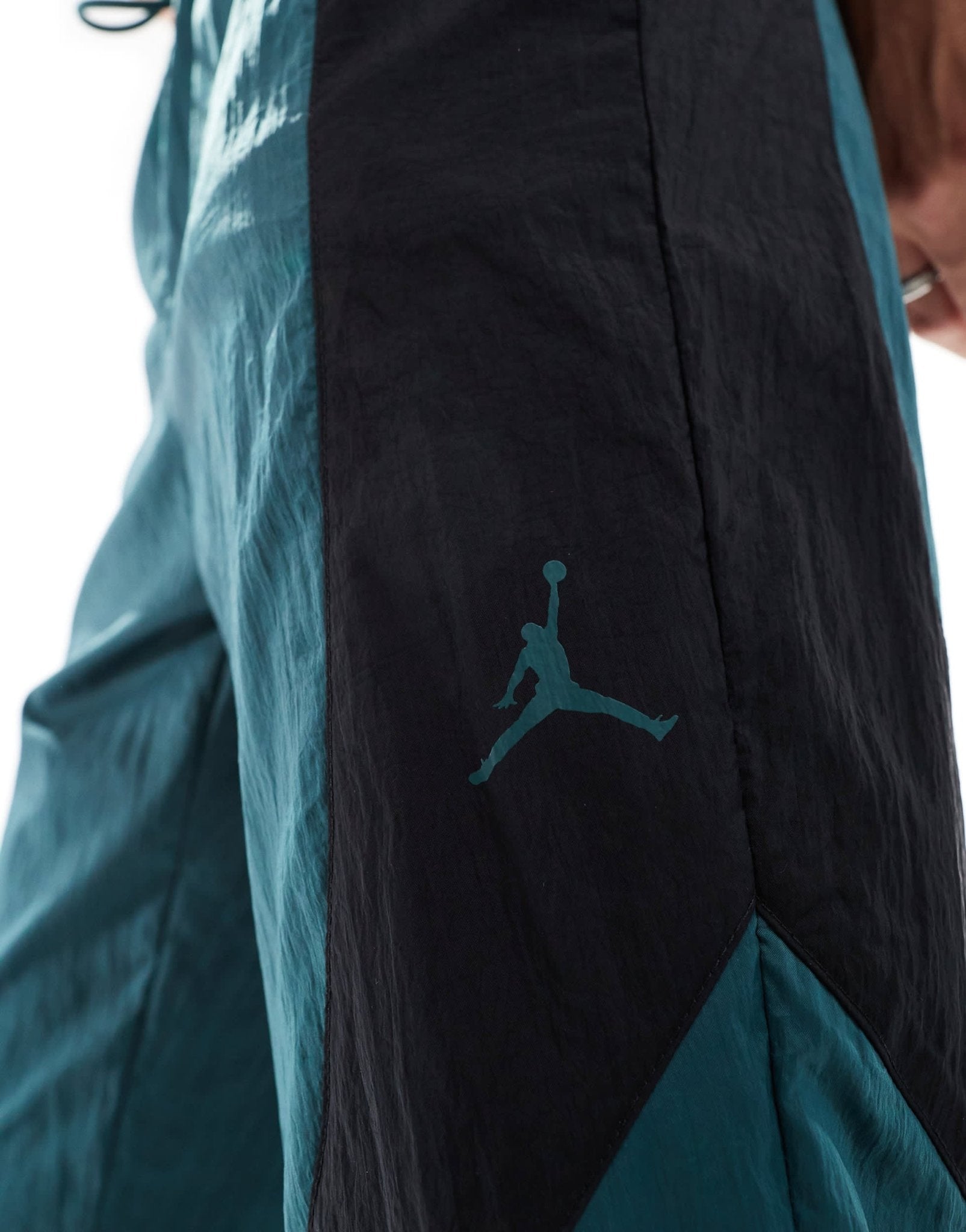 Jordan Sport Jam warm up joggers in dark gren - ASOS Sample Sale