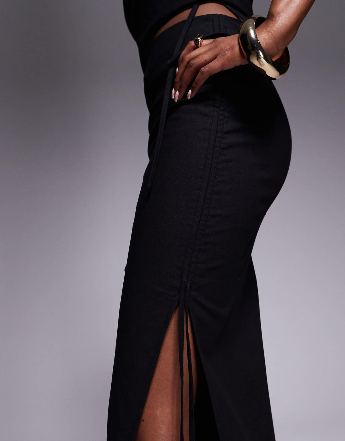 Kaiia exclusive cotton blend linen look side split tie detail midaxi skirt co-ord in black - ASOS Sample Sale