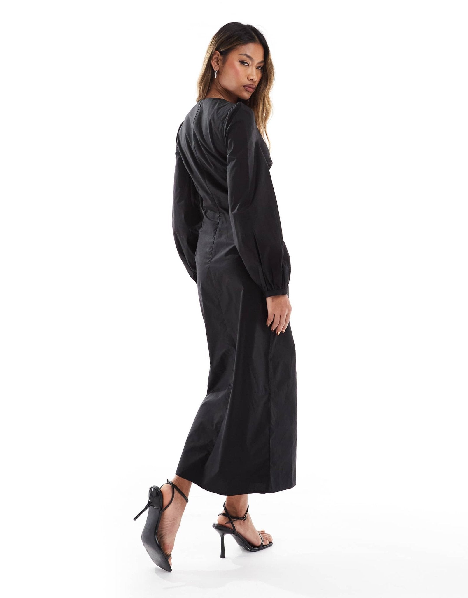 Kaiia exclusive cotton rich volume sleeve plunge neck button detail maxi dress in black - ASOS Sample Sale