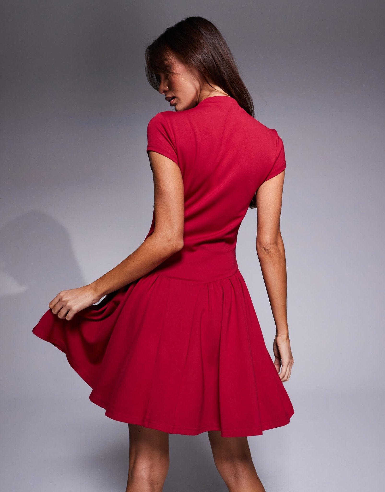 Kaiia exclusive high neck cap sleeve pleated mini dress in red - ASOS Sample Sale