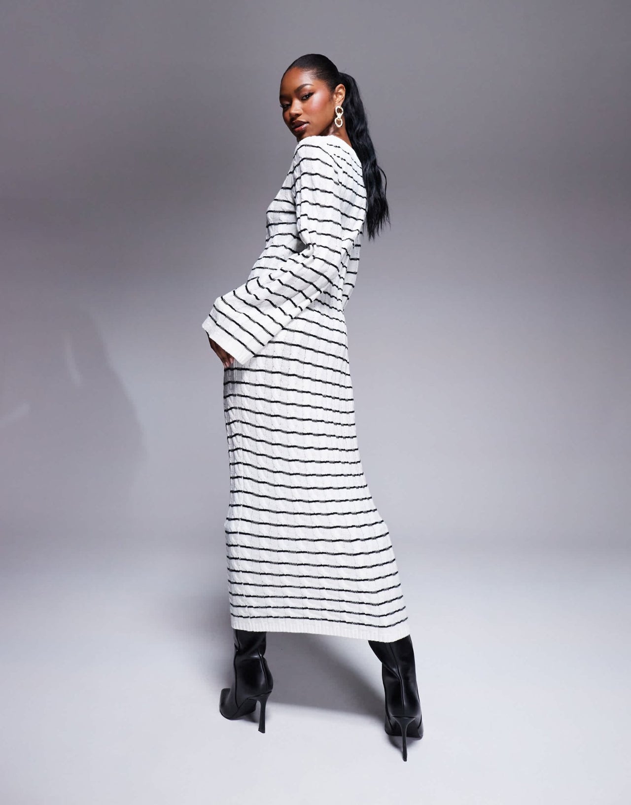 Kaiia exclusive knitted maxi jumper dress in black and cream stripe - ASOS Sample Sale