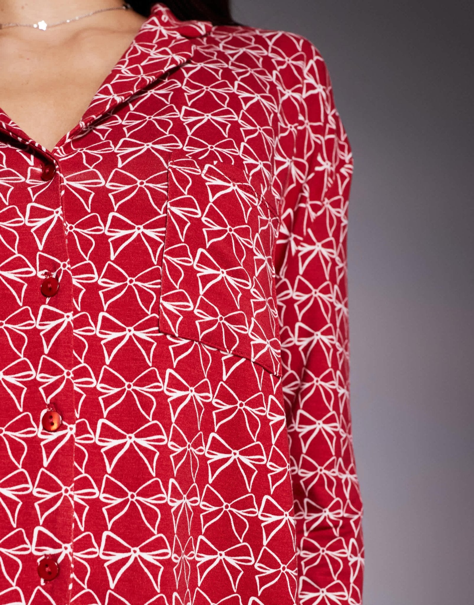 Kaiia exclusive mix and match cropped button through pyjama top co - ord in burgundy bow print - ASOS Sample Sale