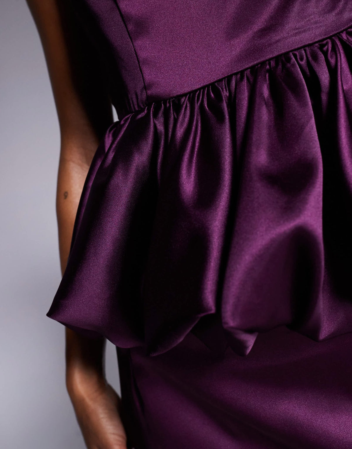 Kaiia x Sasha Corte exclusive satin bandeau puffball top co - ord in purple - ASOS Sample Sale