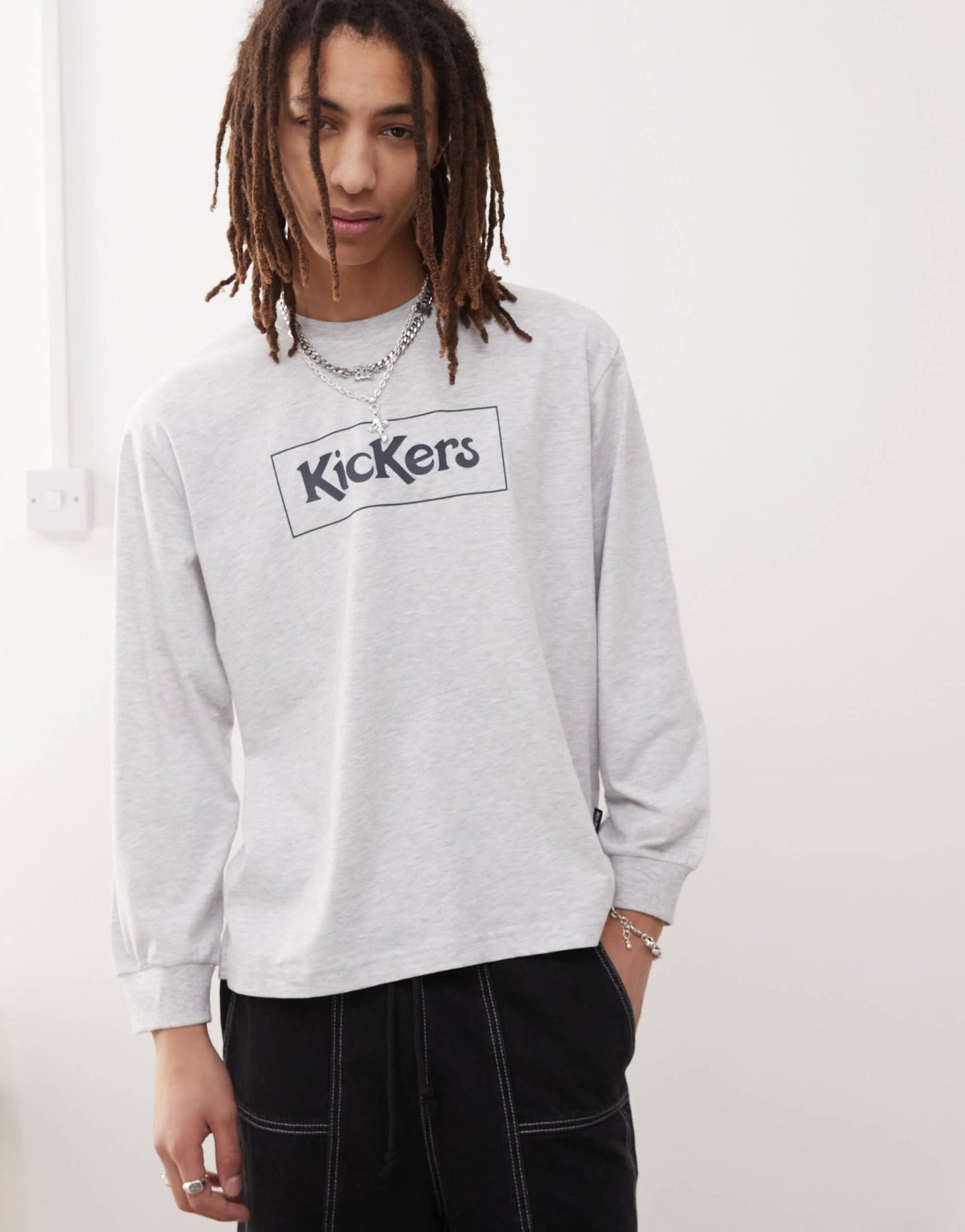 Kickers long sleeve t-shirt with navy graphic in light grey marl - ASOS Sample Sale